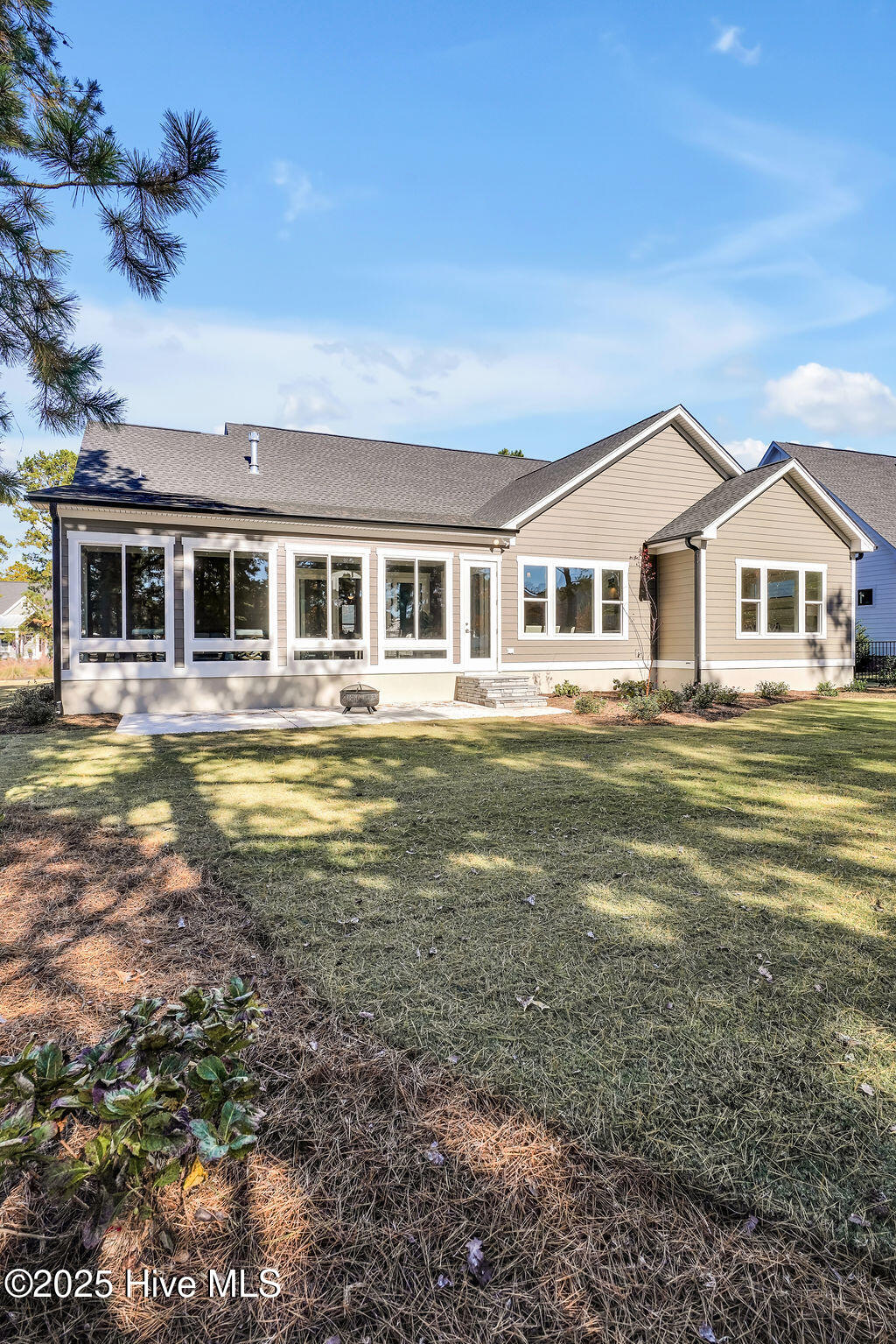 100529674 | Photo 104