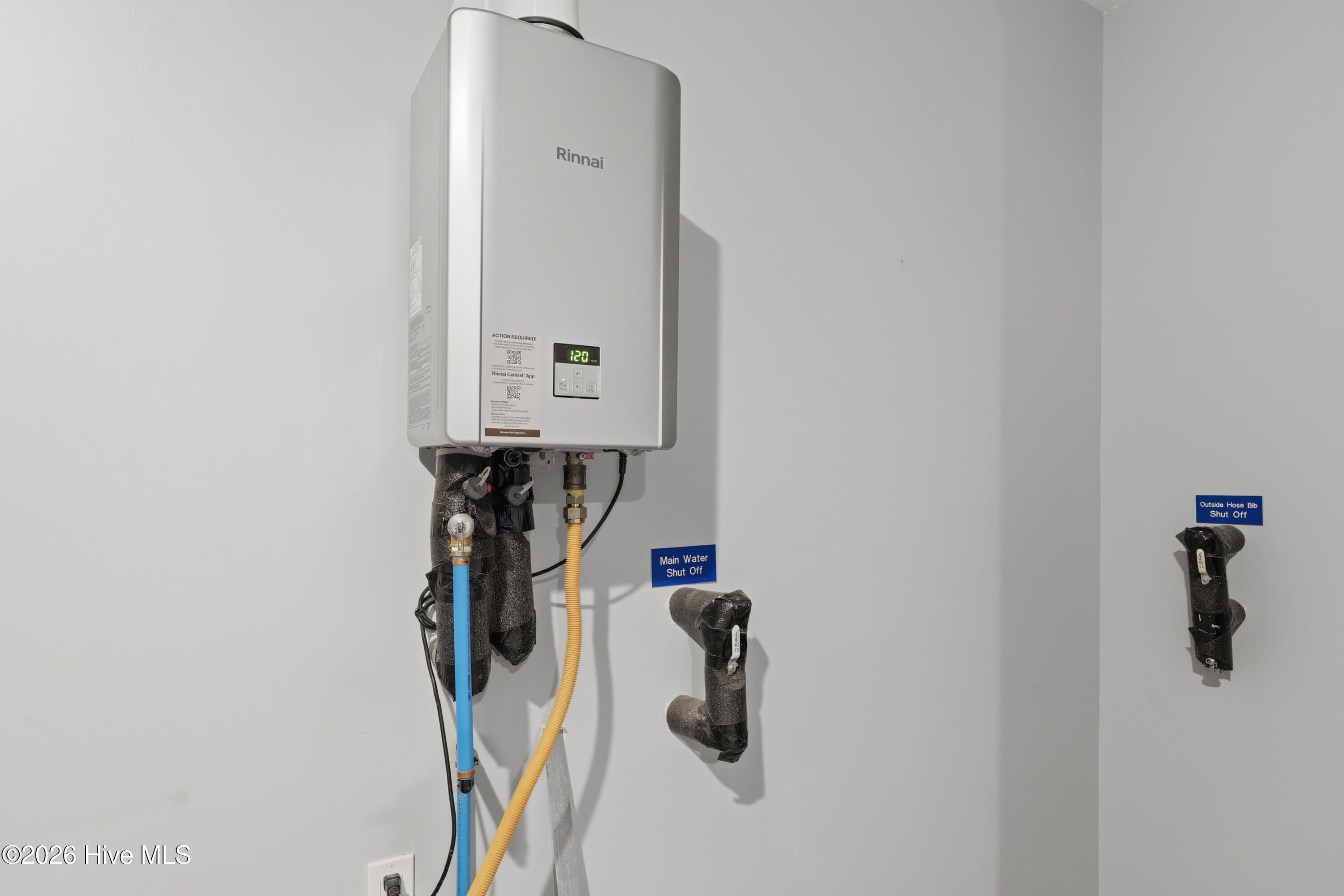 100564310 | Photo 53