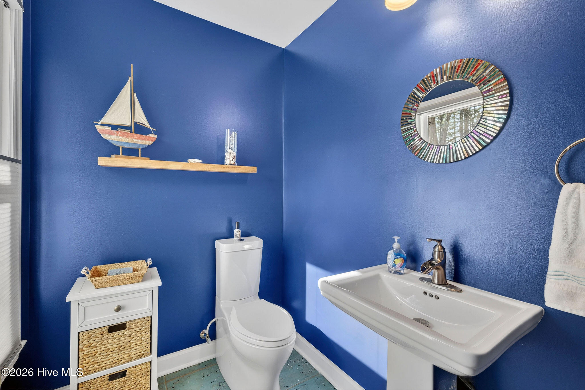 100552823 | Photo 41