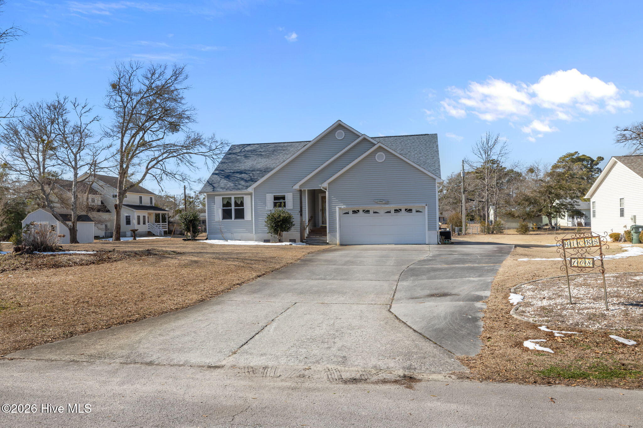 100554027 | Photo 43