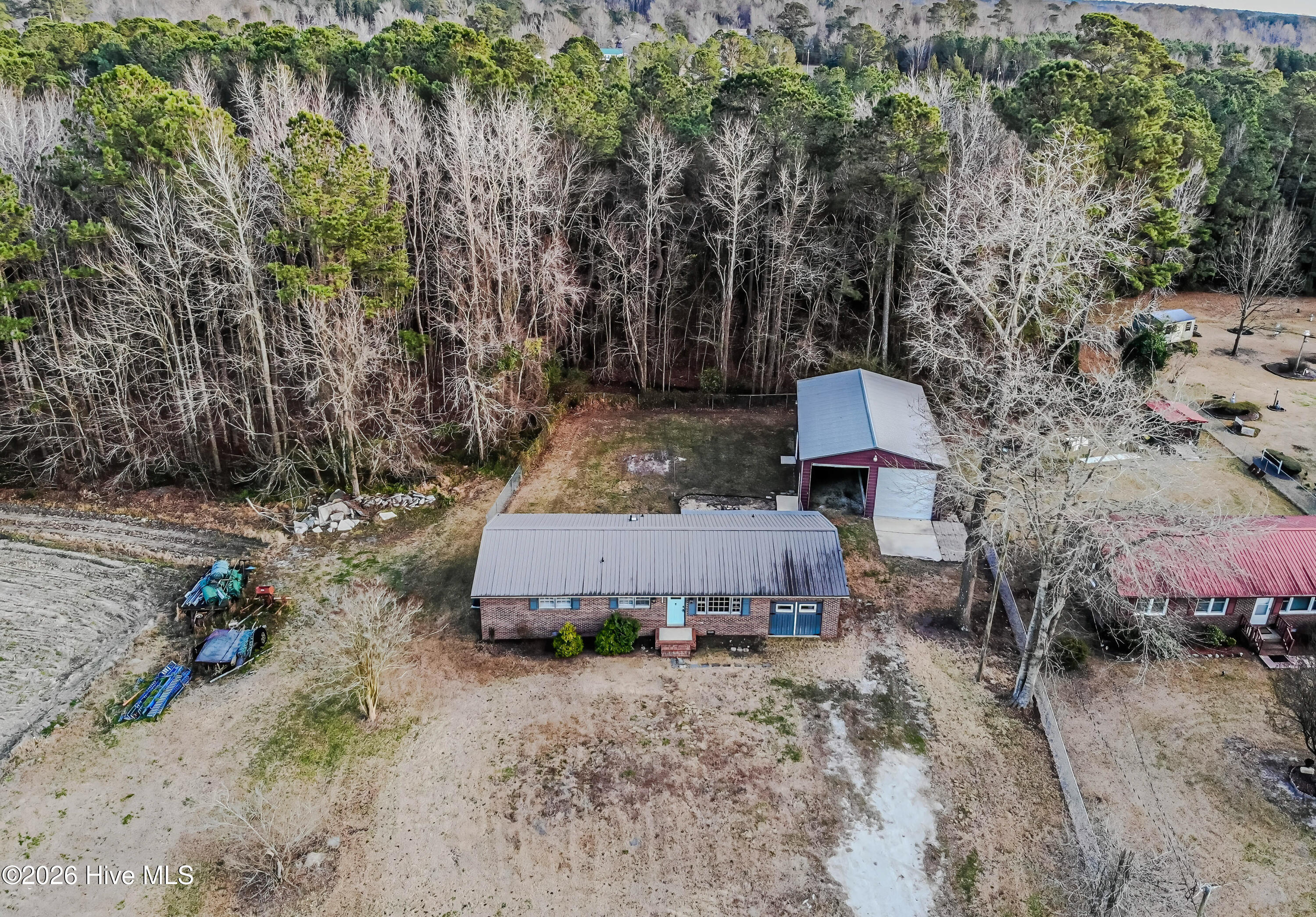 100549124 | Photo 54