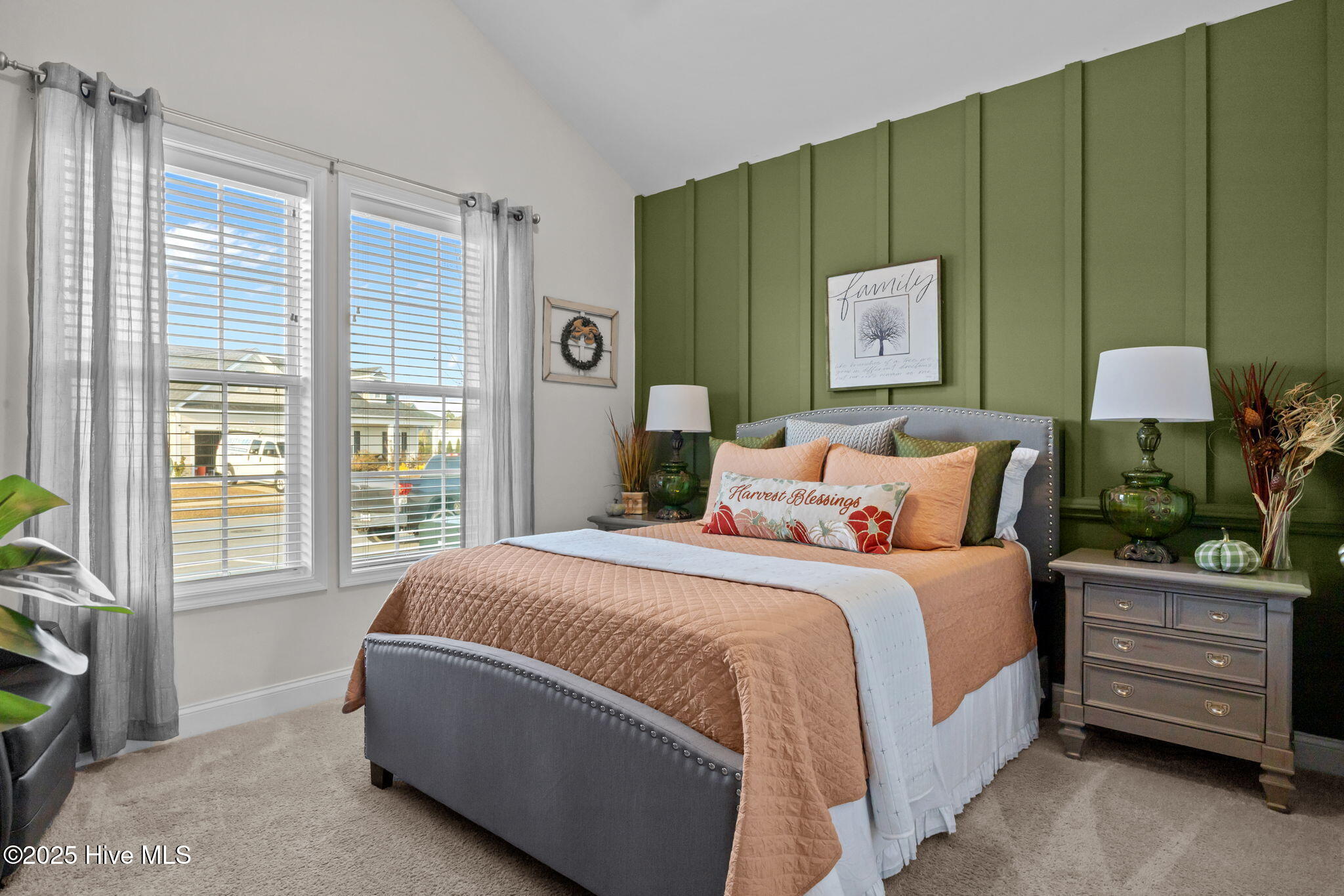 100544271 | Photo 16