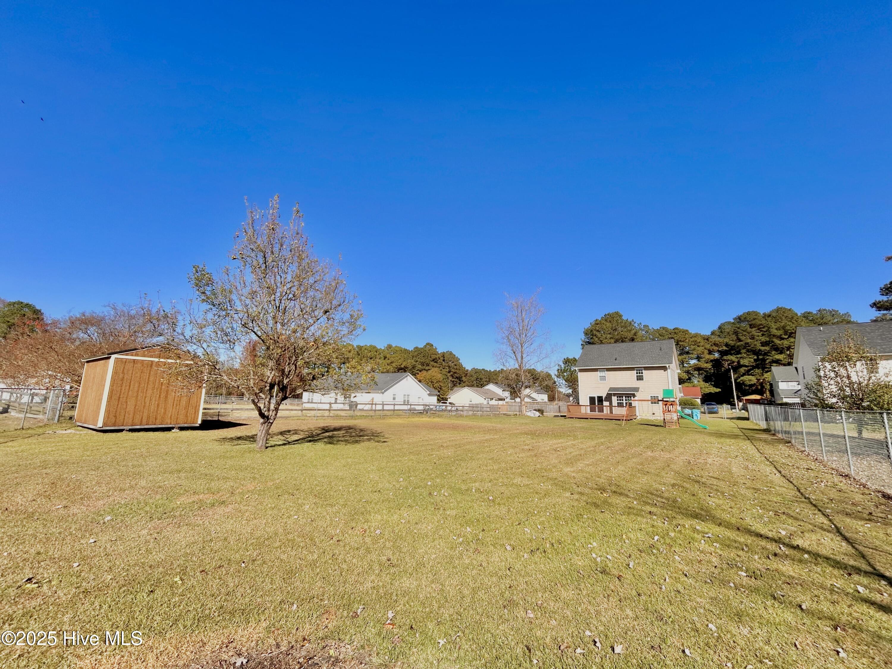 100540574 | Photo 37