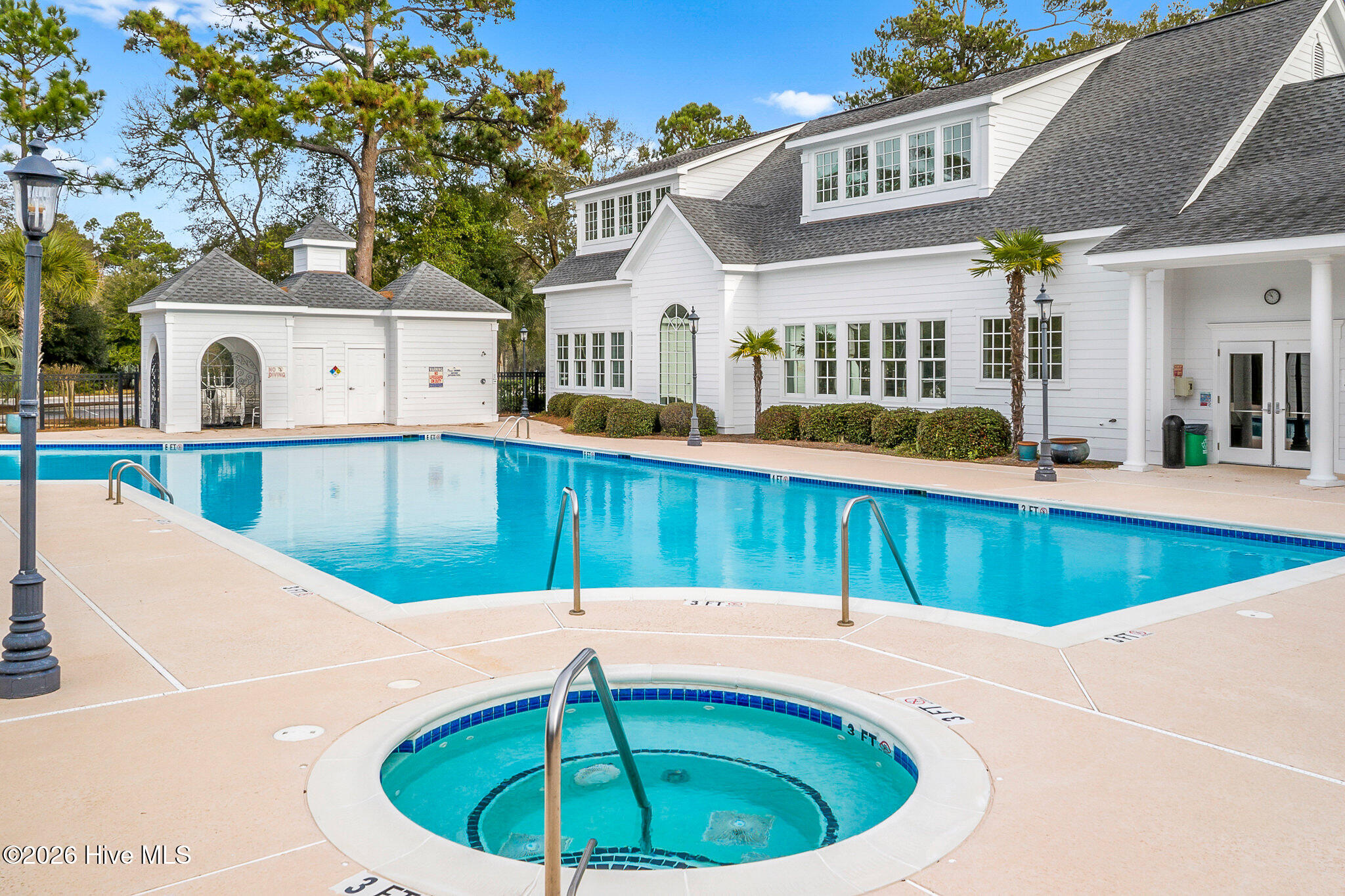 100565243 | Photo 26