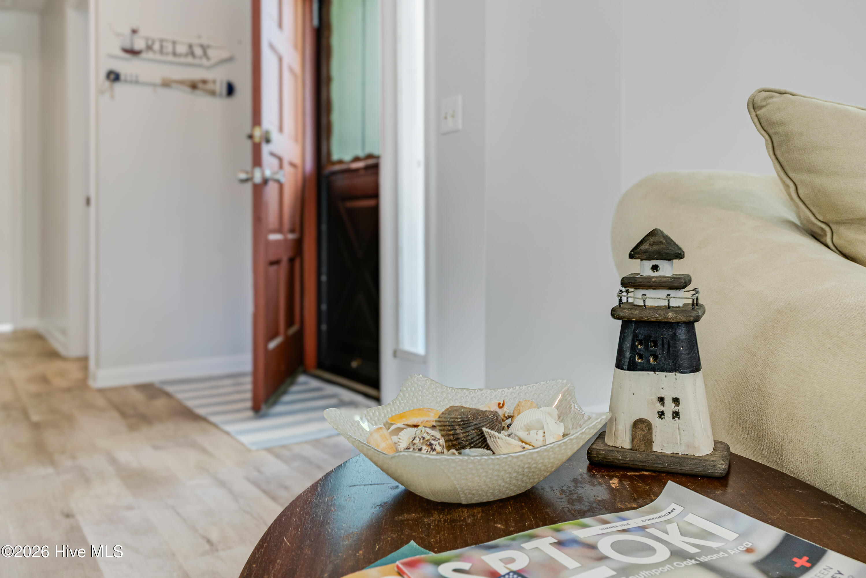 100547384 | Photo 33