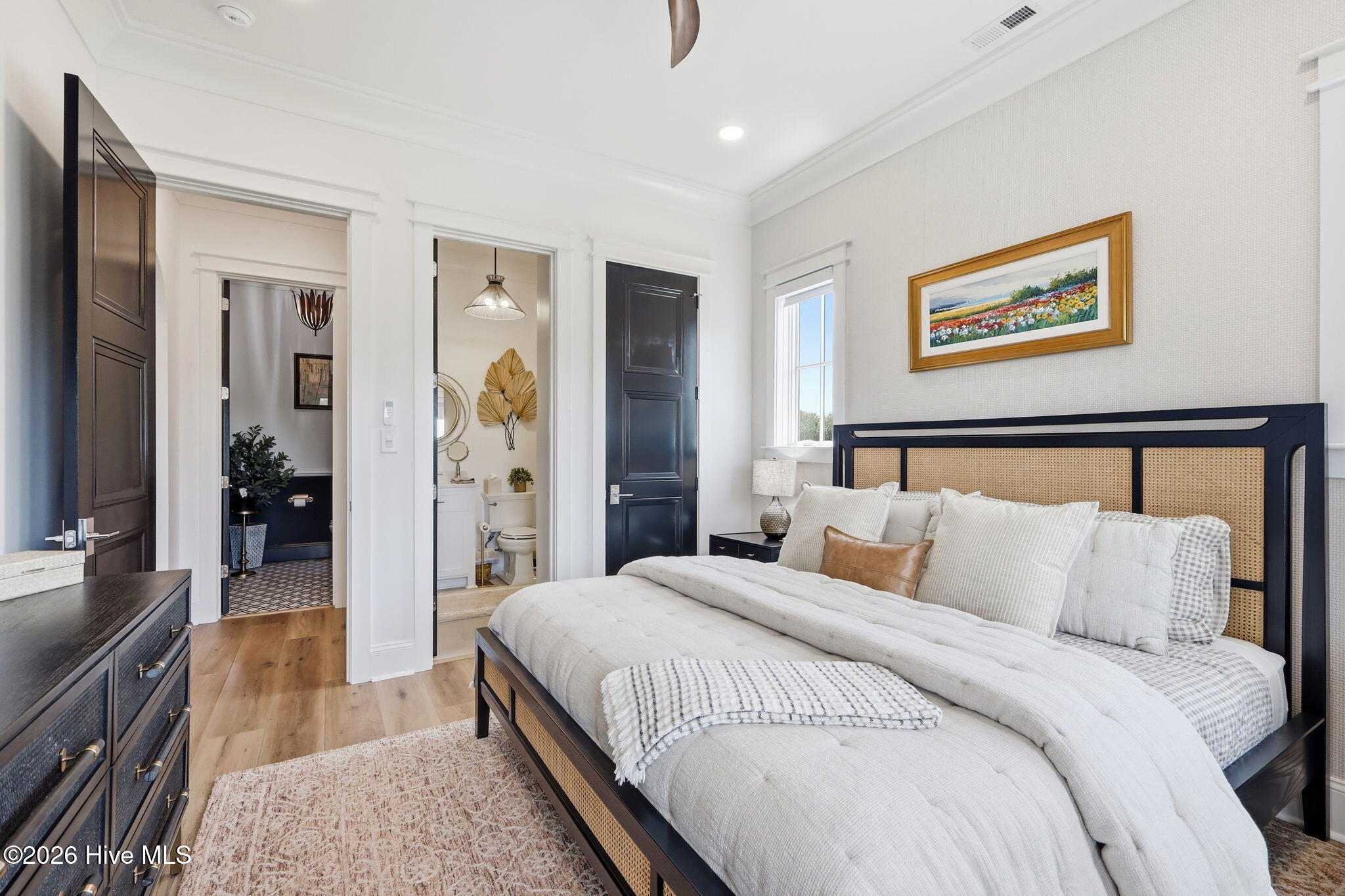 402 Kensington Place,Newport