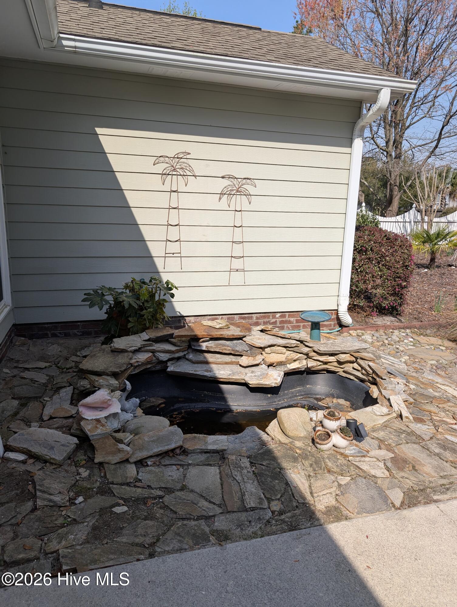 100561832 | Photo 36