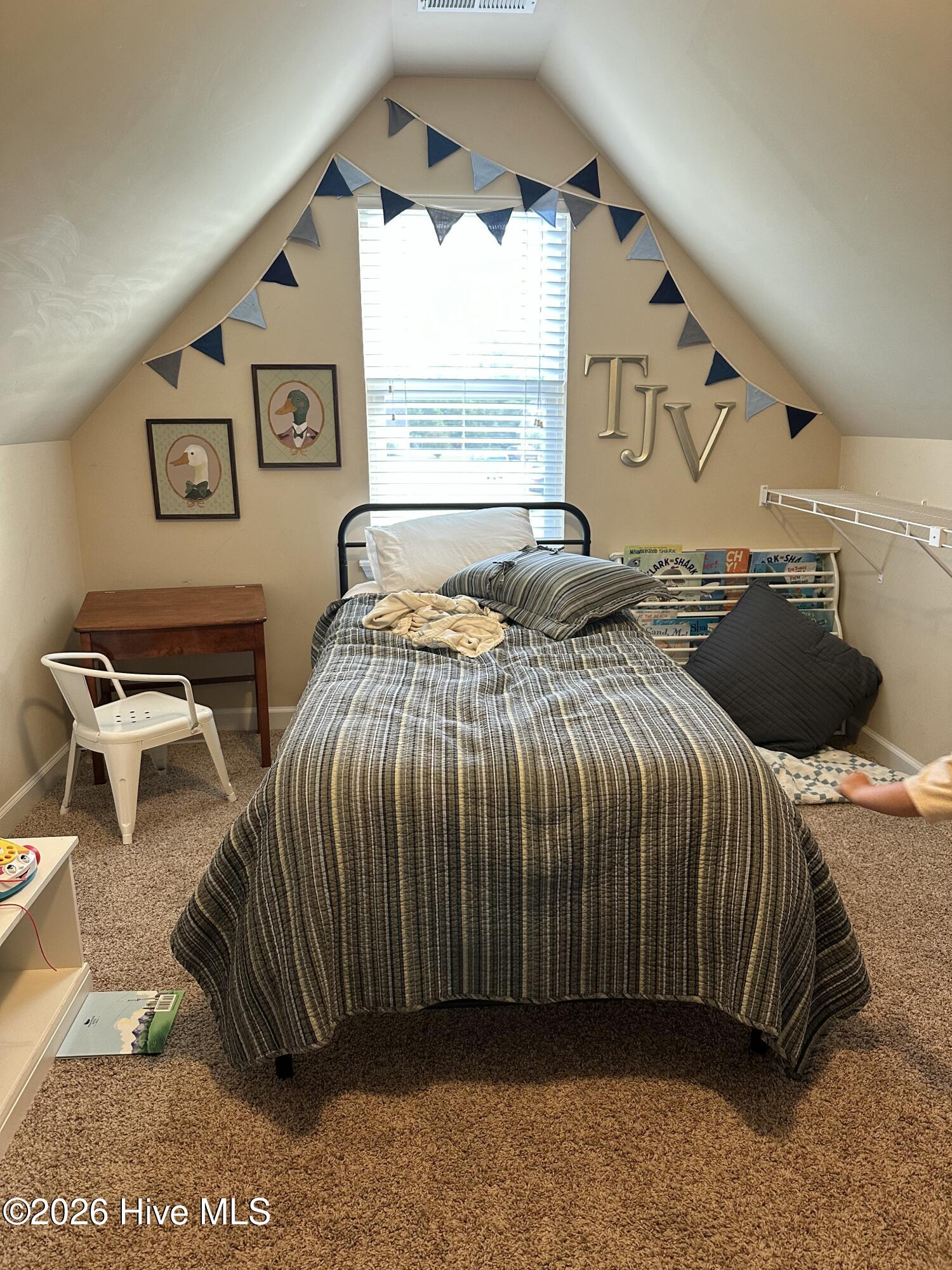 100559159 | Photo 23