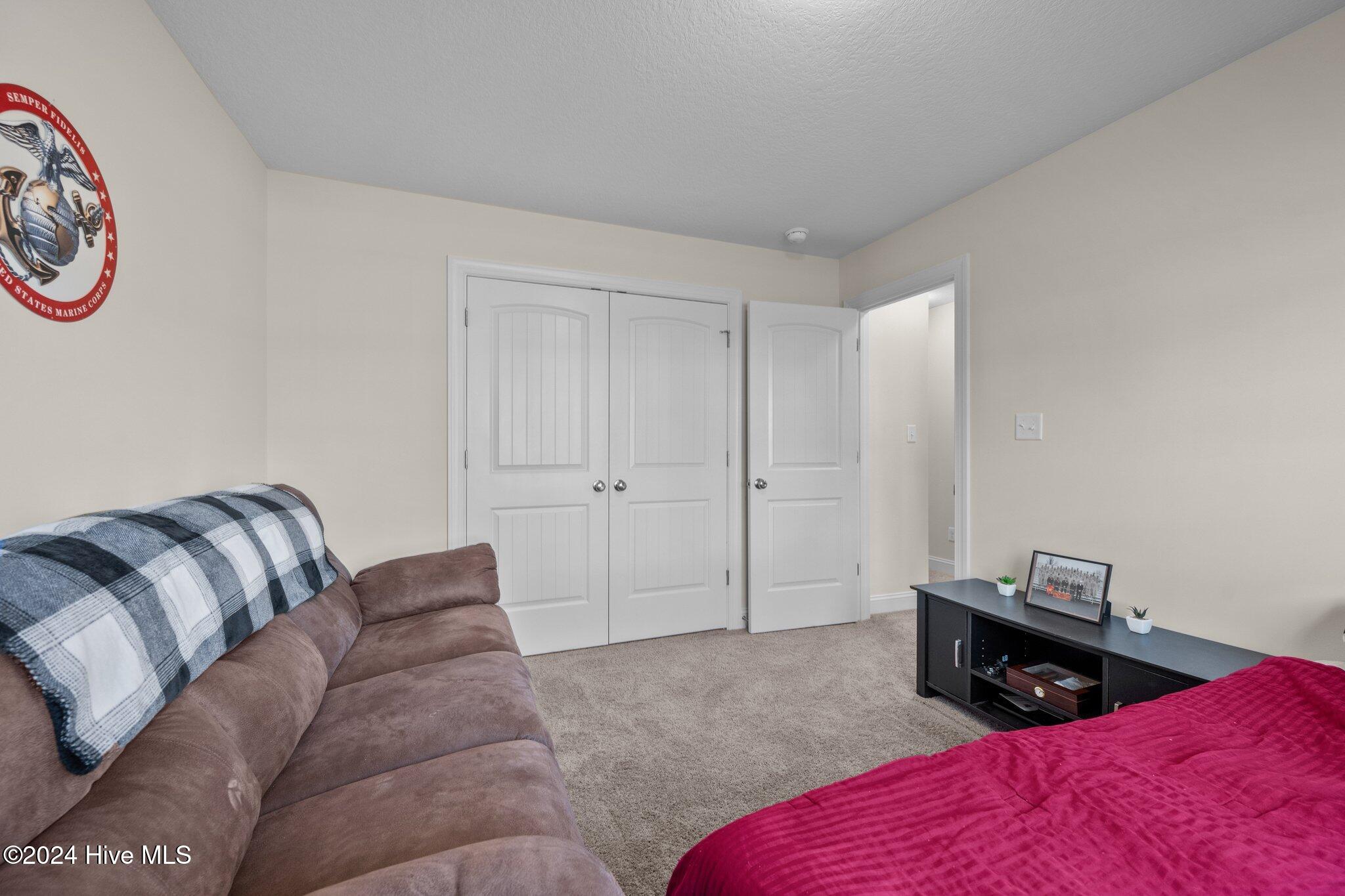 100551017 | Photo 28