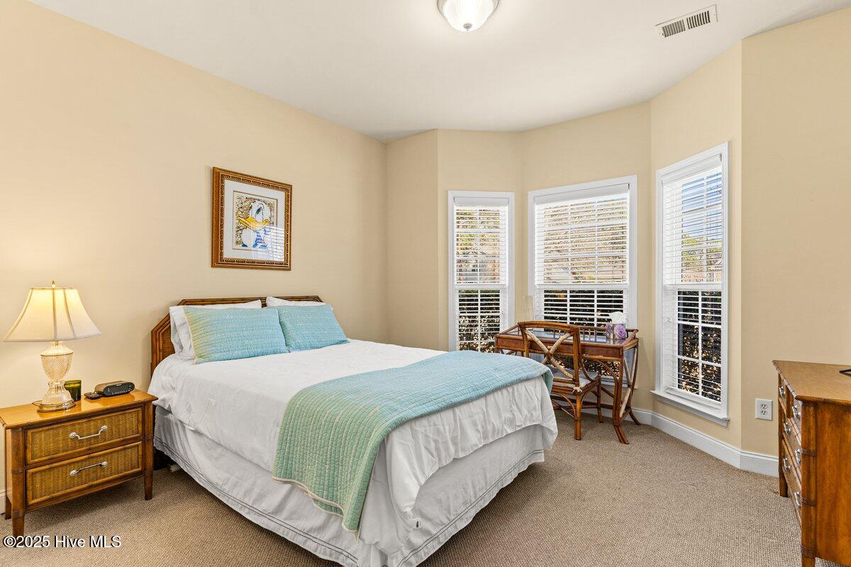 100491757 | Photo 28