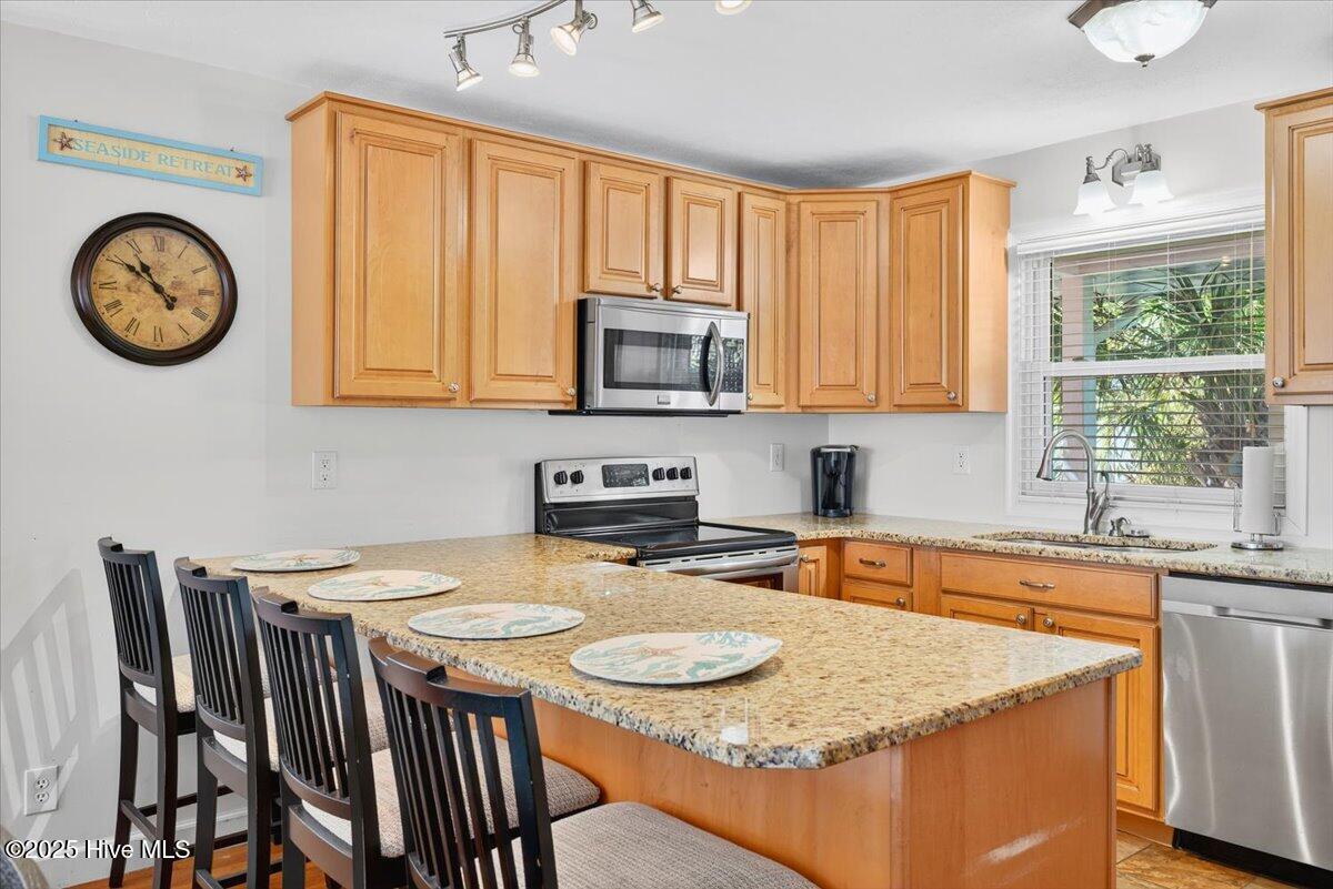 100538362 | Photo 14