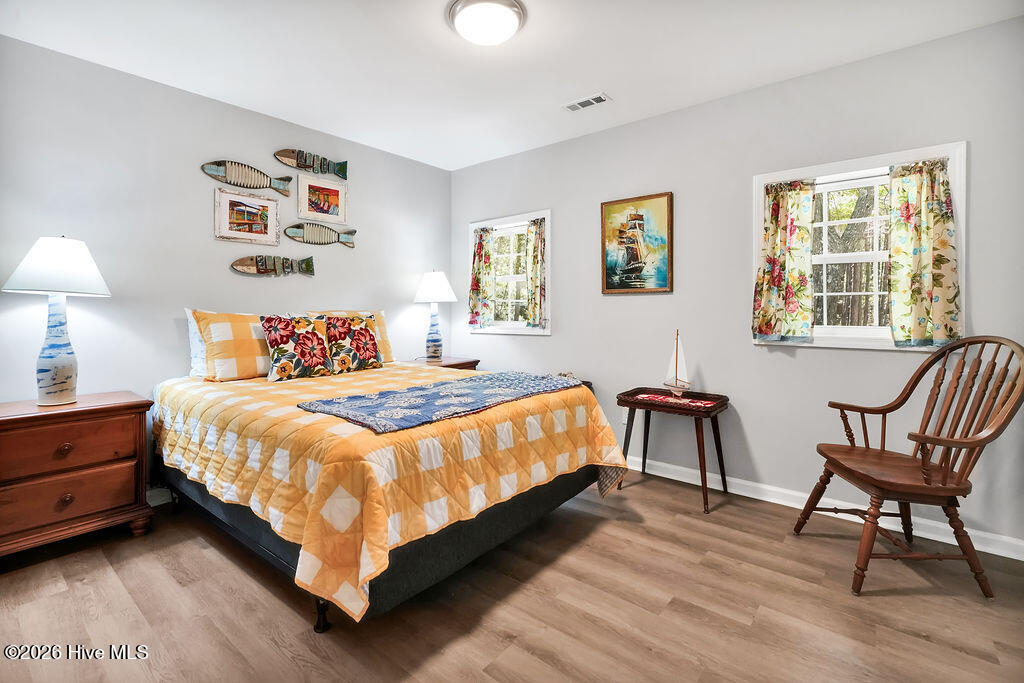 100569644 | Photo 26