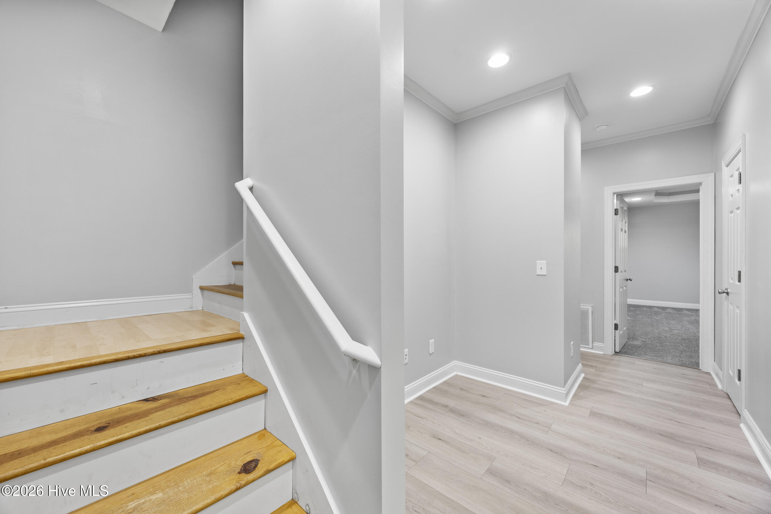 100569506 | Photo 39