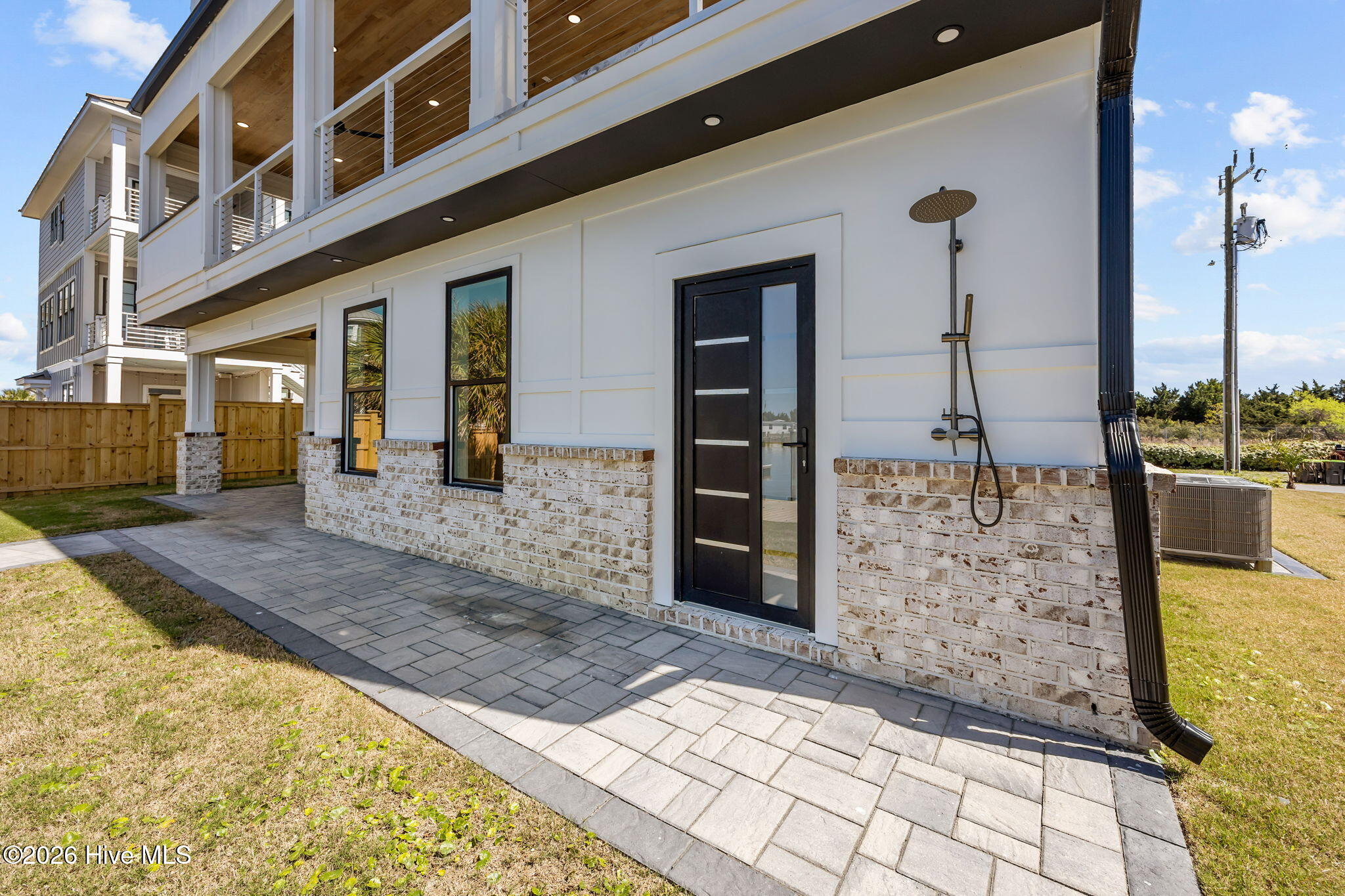 208 Radio Island Road, Morehead City, NC, 28557