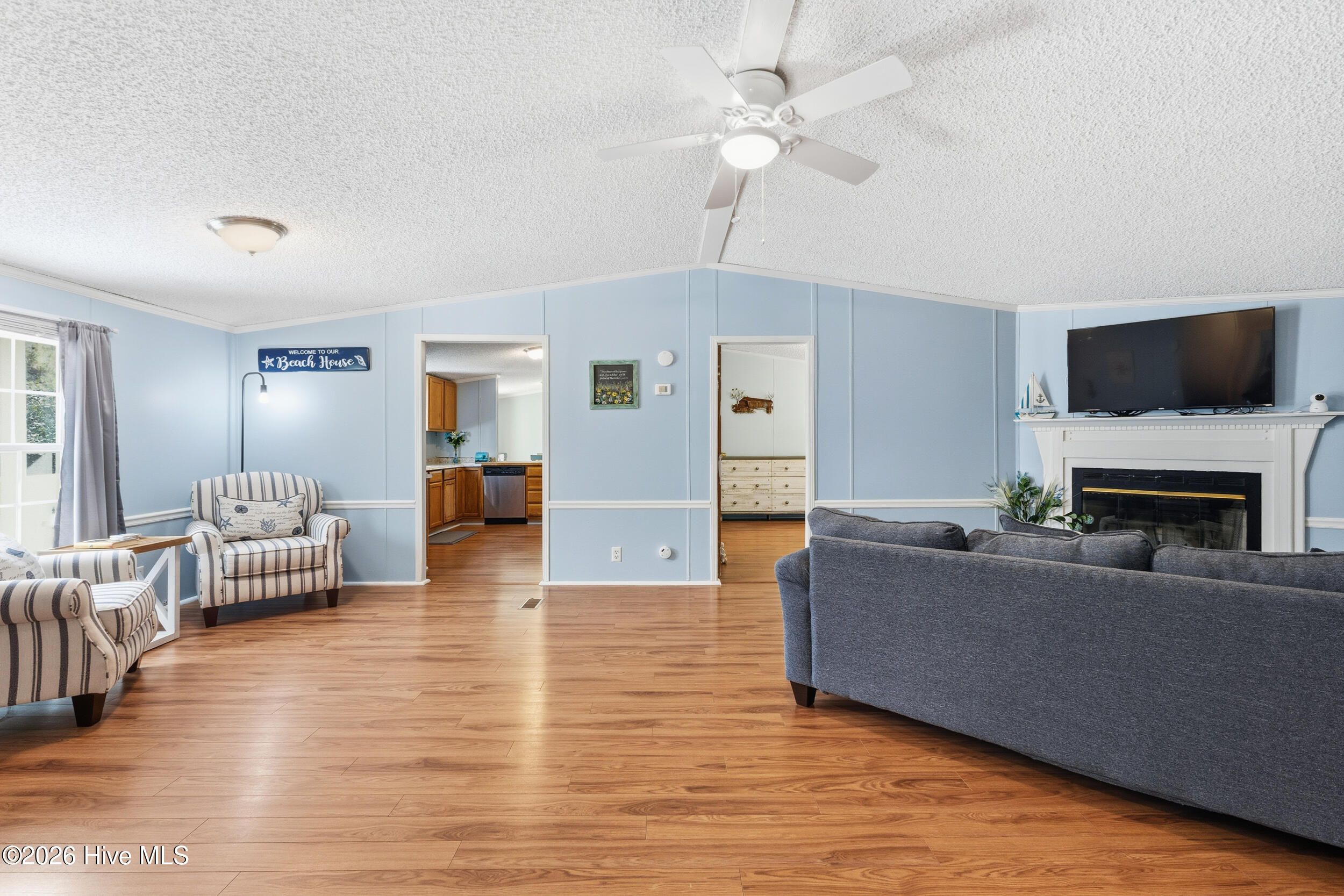 100552132 | Photo 10