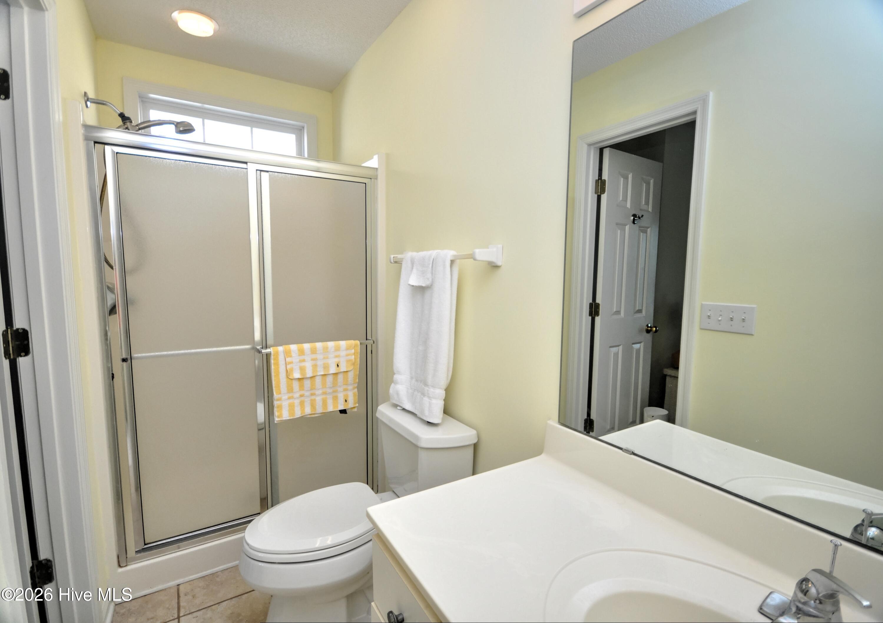 100549802 | Photo 32