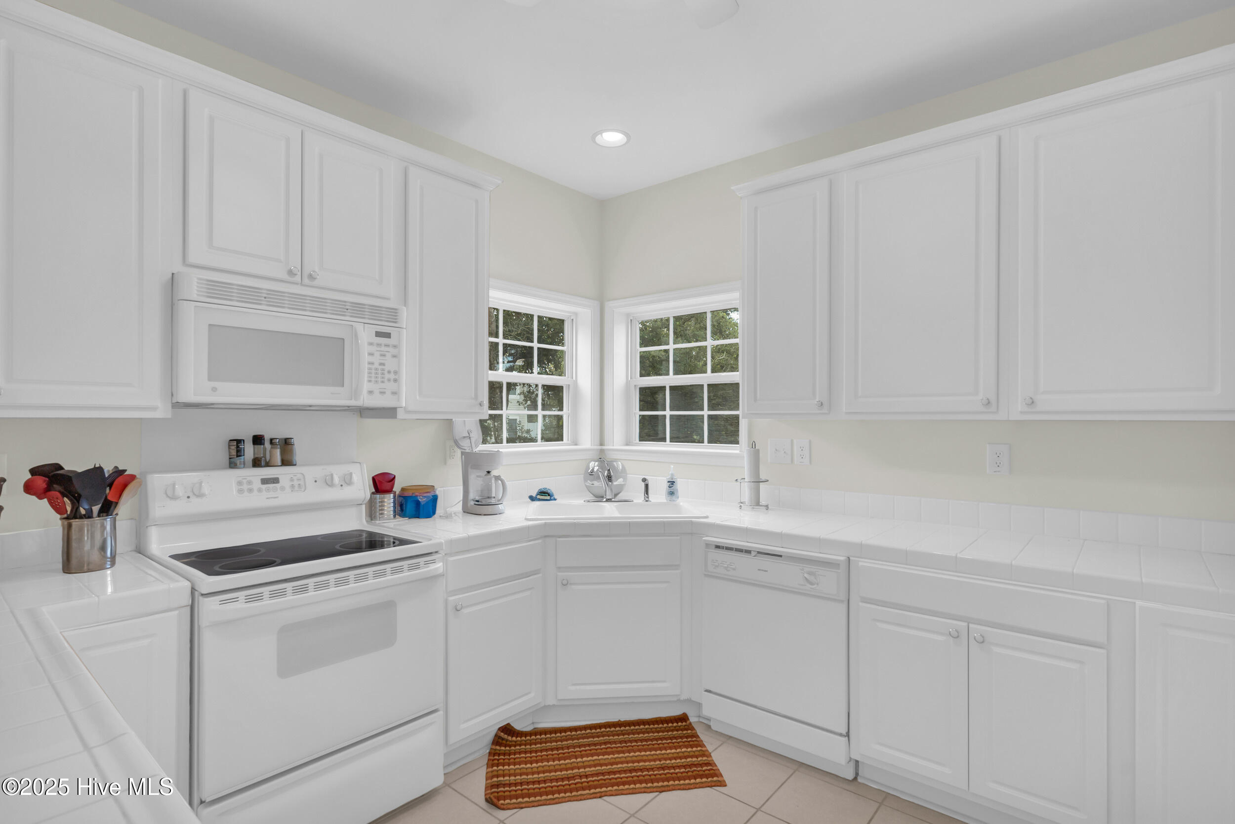 100522612 | Photo 15