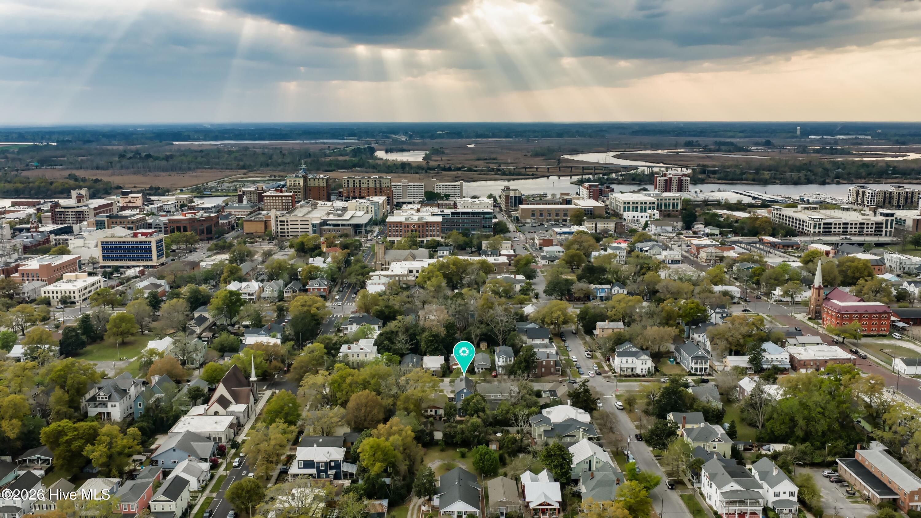 100562597 | Photo 33