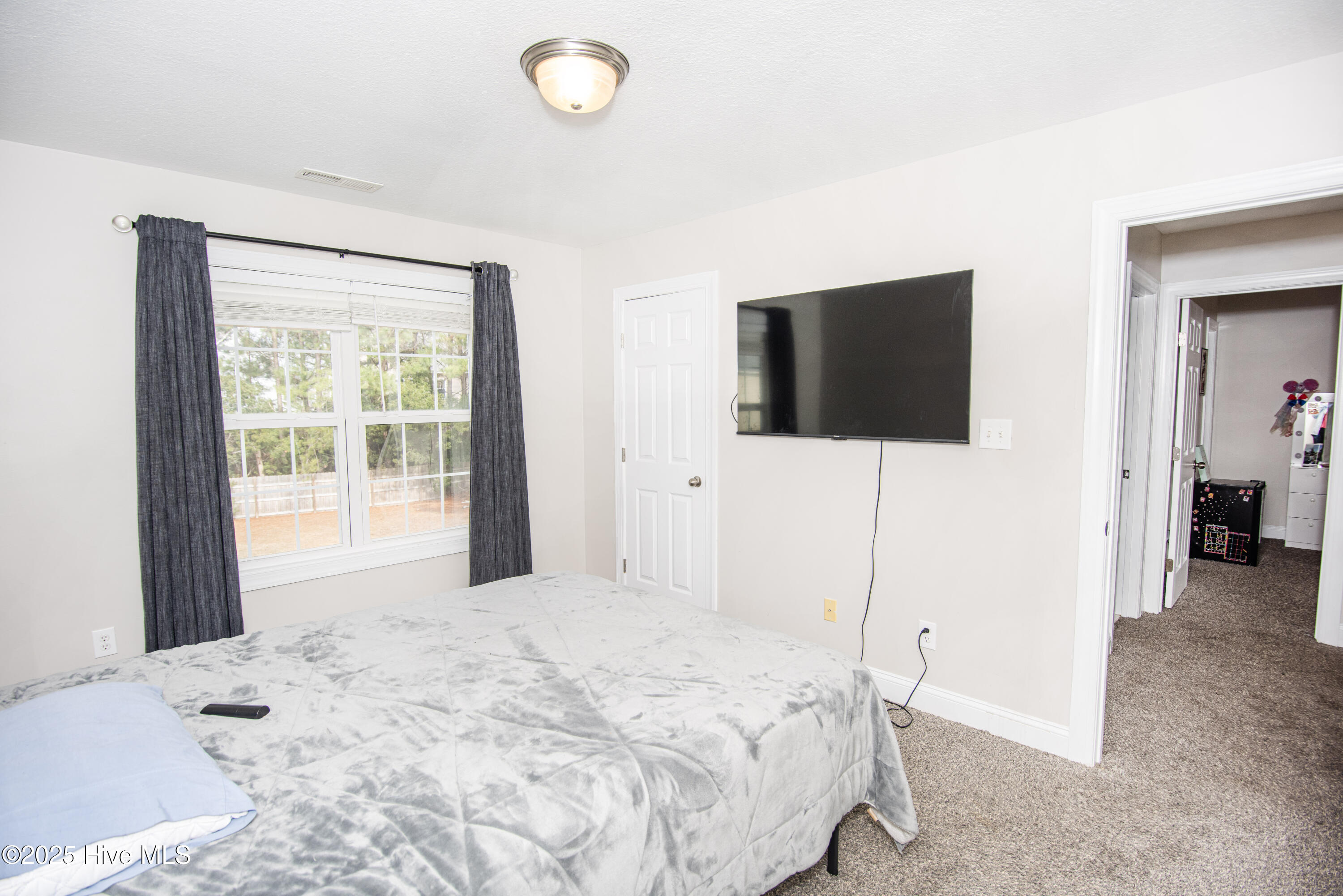 100544525 | Photo 26