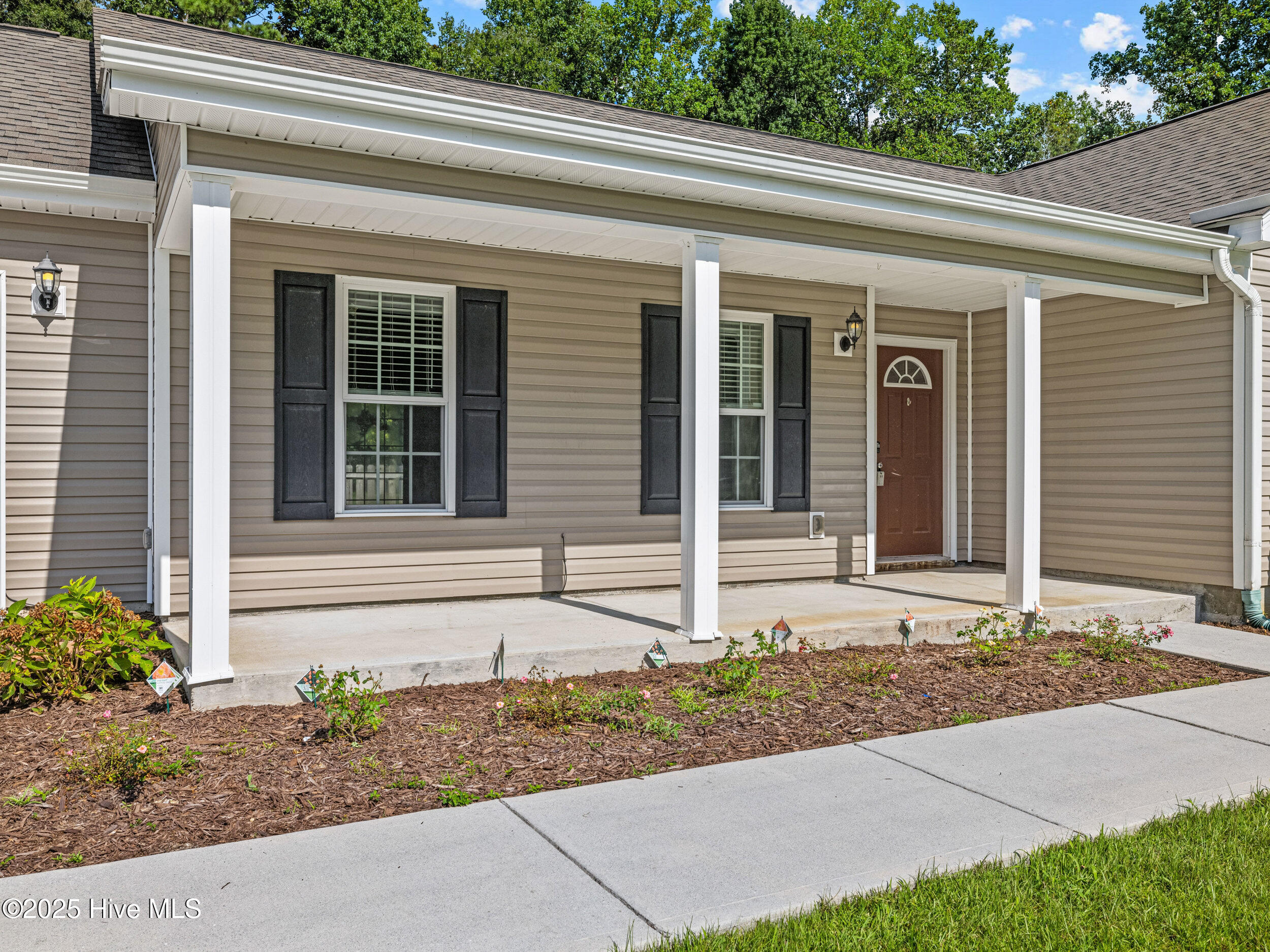 129 Fire Tower Road, Richlands, NC 28574 – photo 4: 025a1368