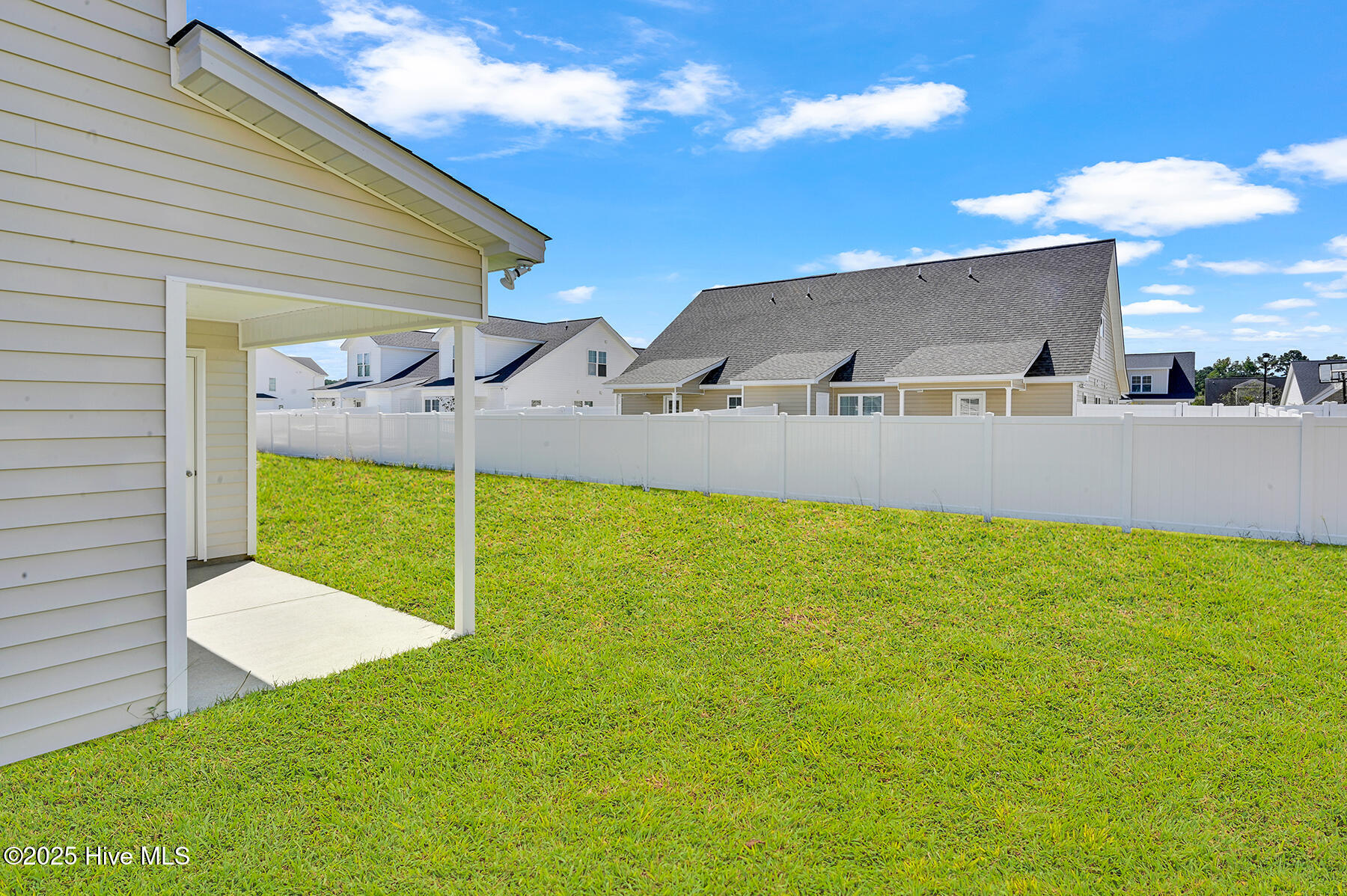 633 Abigail Taylor Dr B-2