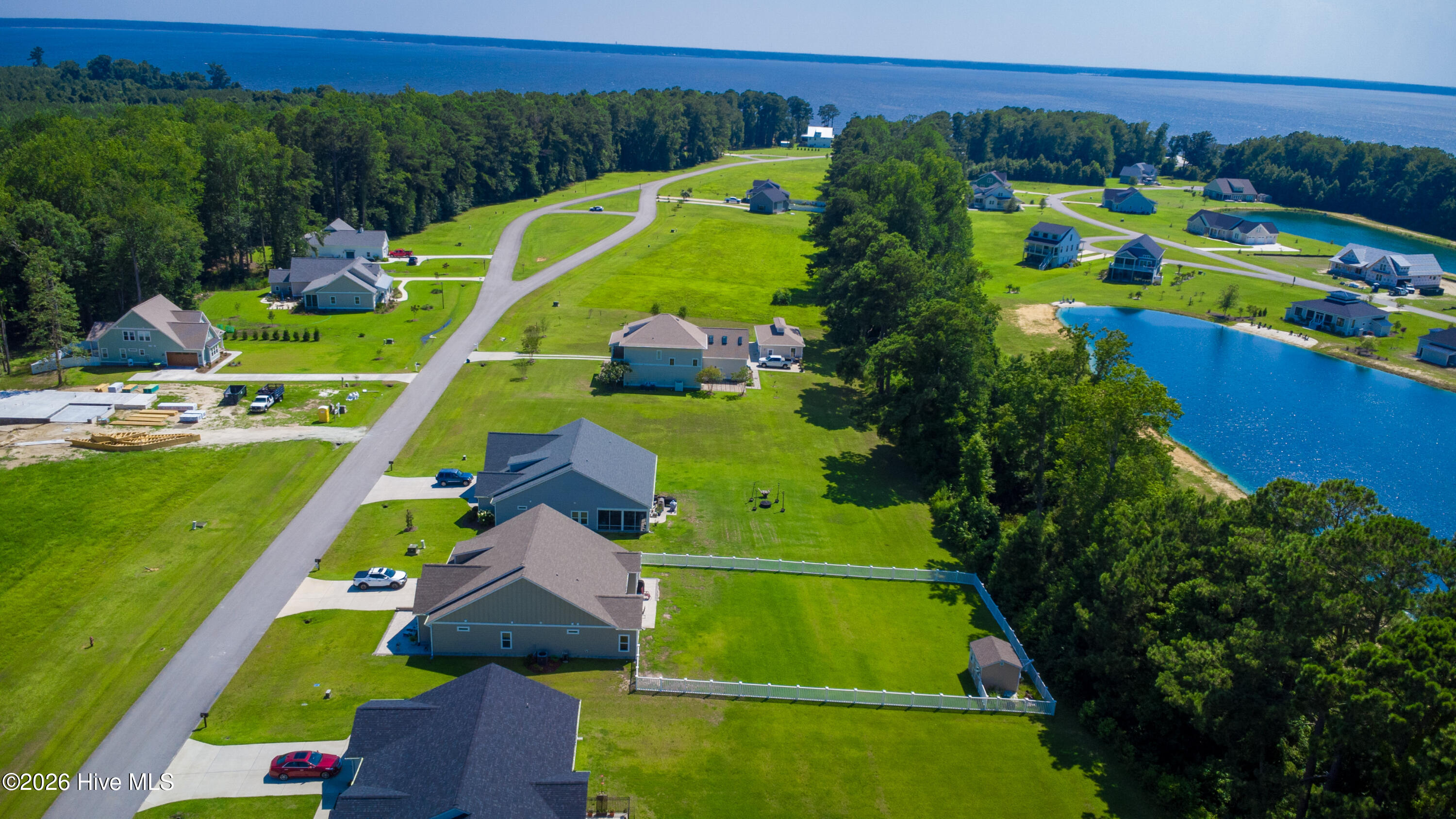 124 S Brightleaf Drive,Minnesott Beach
