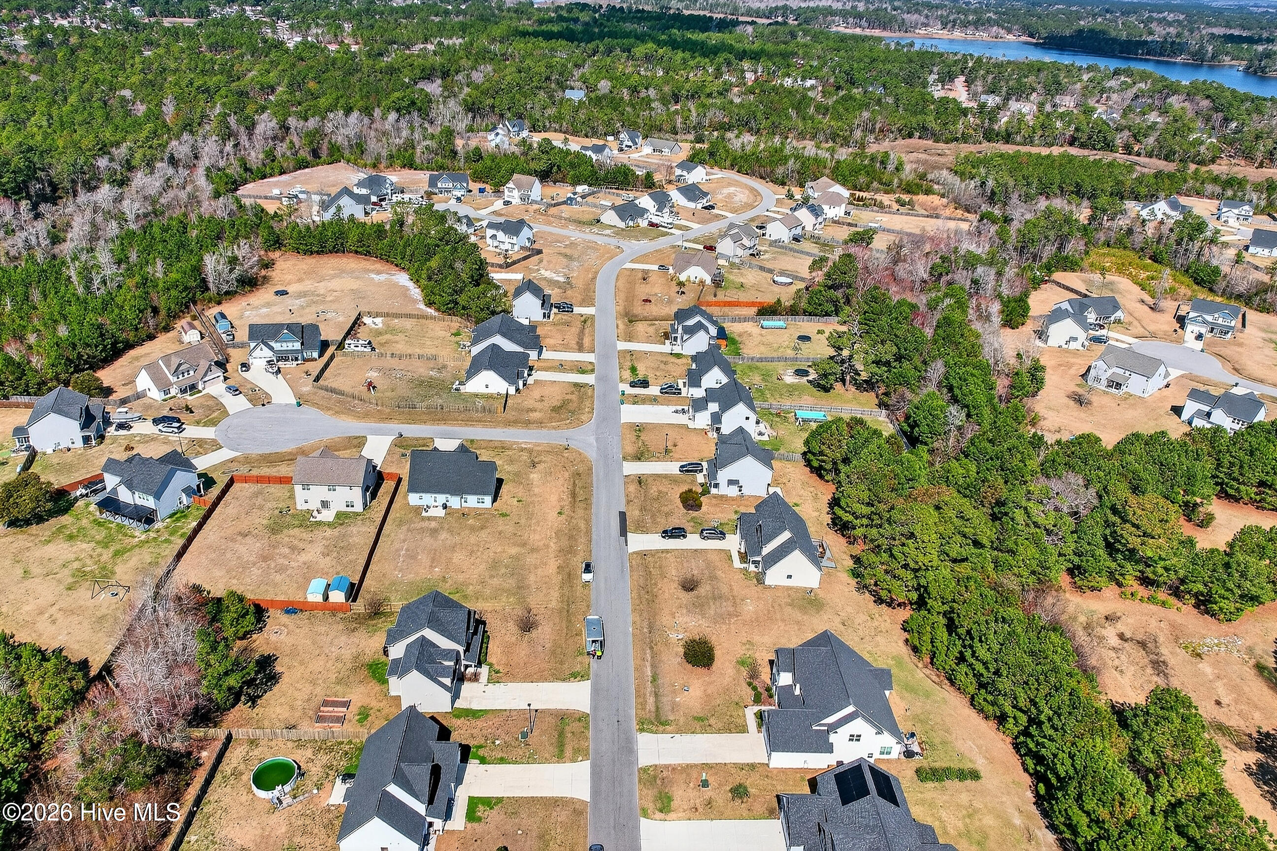 100564735 | Photo 34