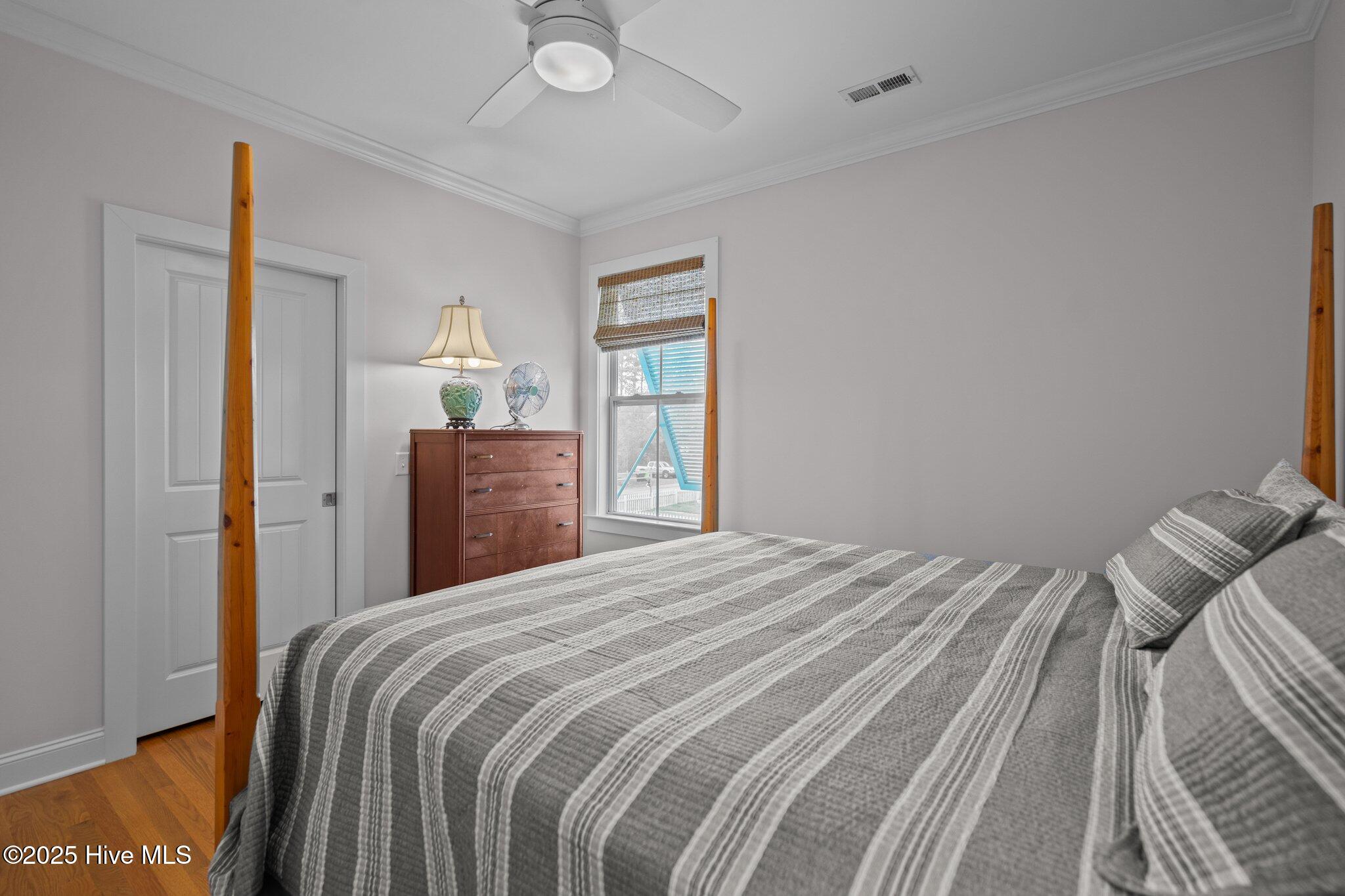 418 Columbia Avenue, Carolina Beach, NC 28428 – photo 21: 37-web-or-mls-DSC03872