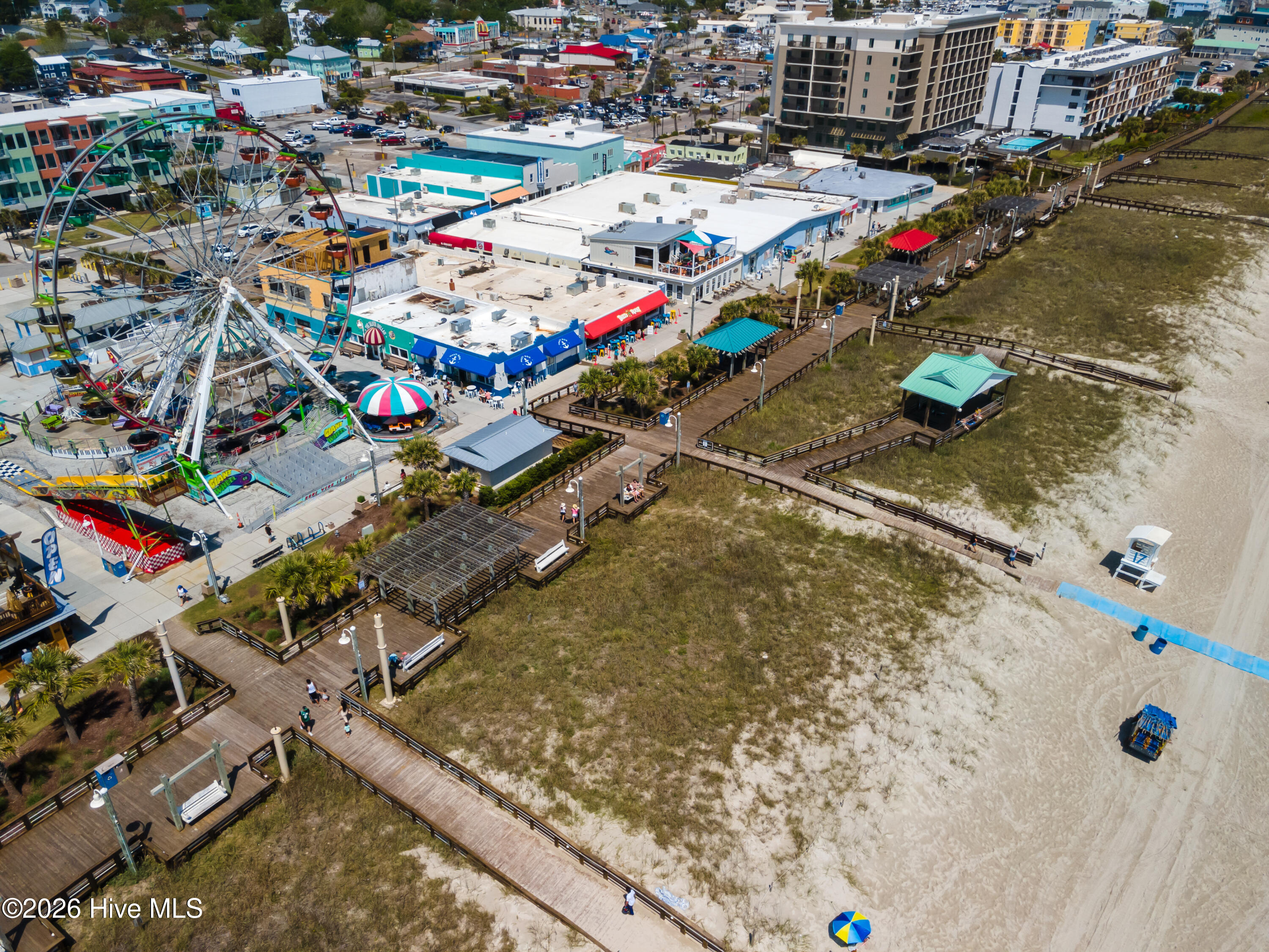 100566755 | Photo 77