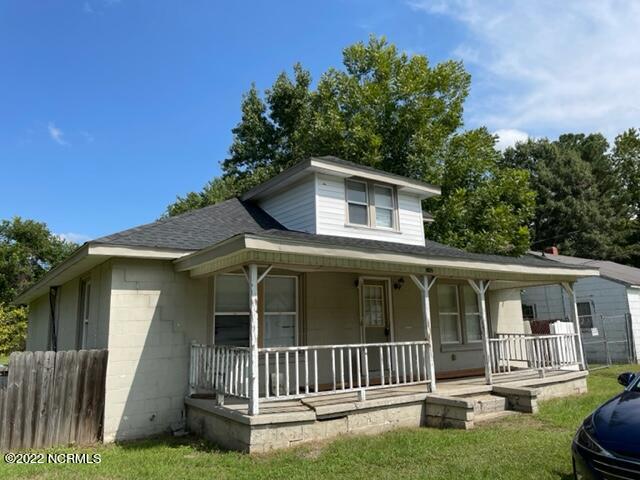 Knock, Knock, Who's There? A Rare opportunity to own the home of your dreams or dream investment property. All structural repairs are completed. Home has, New Roof, working HVAC unit. New Water lines and new wiring. At this great price, your personnel touch is all that is needed to make this dream come true. This is an easy DIY, or hire the seller to help you complete. Lots of closets and eave storage upstairs and under staircase. Upstairs hall can be a bonus or play room. Huge backyard for family. You decide to keep concrete front porch or build a wood porch over it. Fourth bedroom is still an option downstairs.