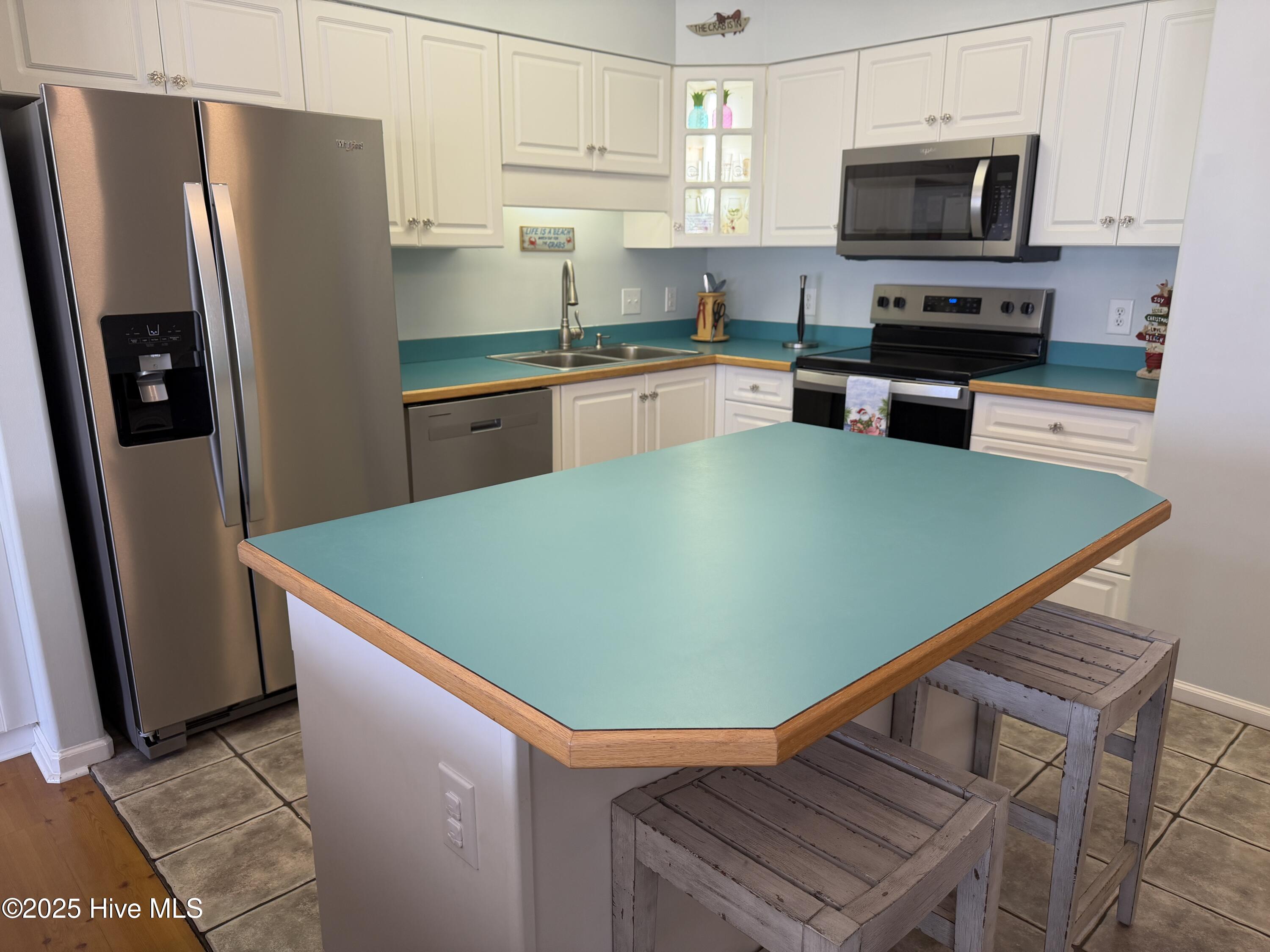 100544242 | Photo 18