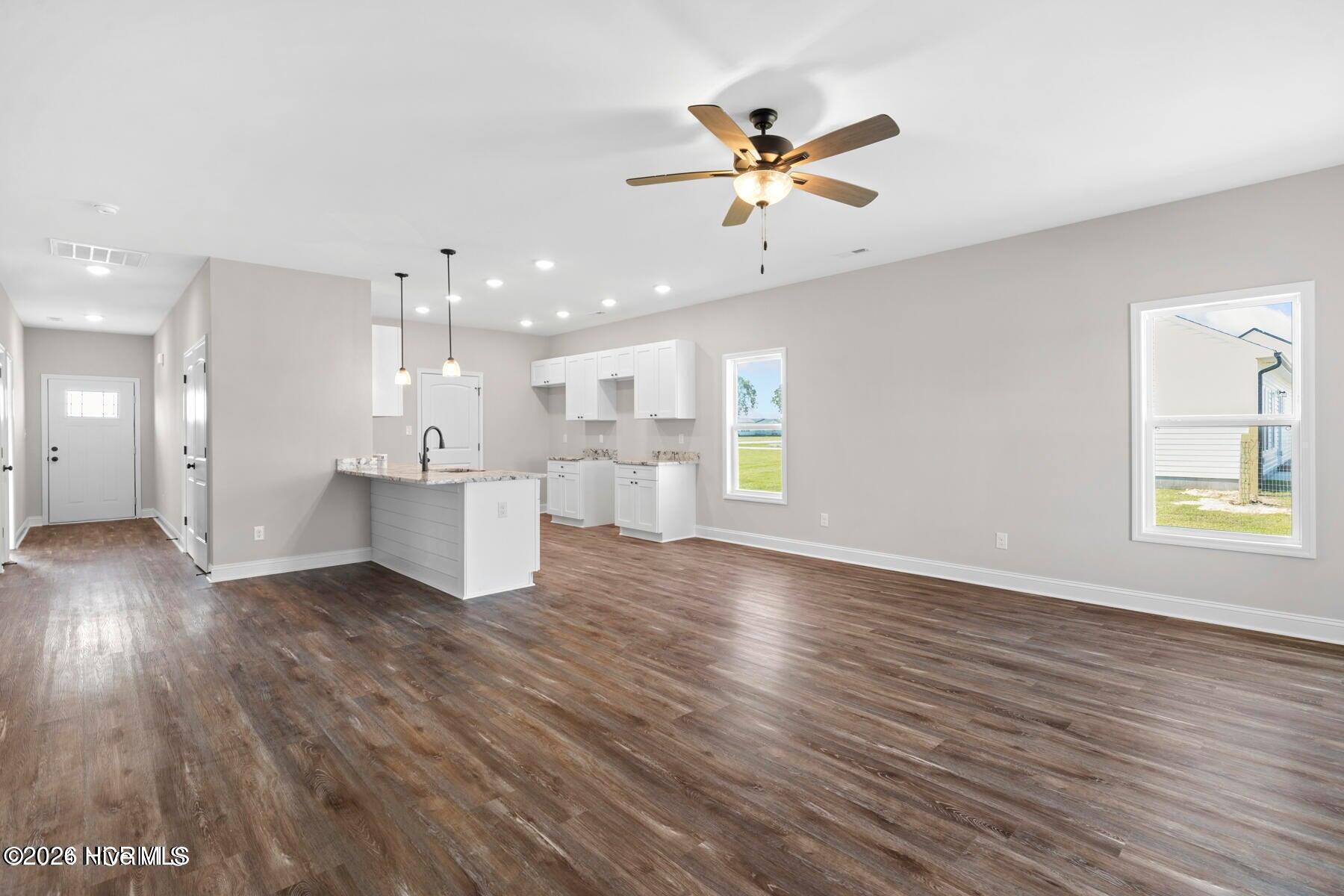 100559234 | Photo 12