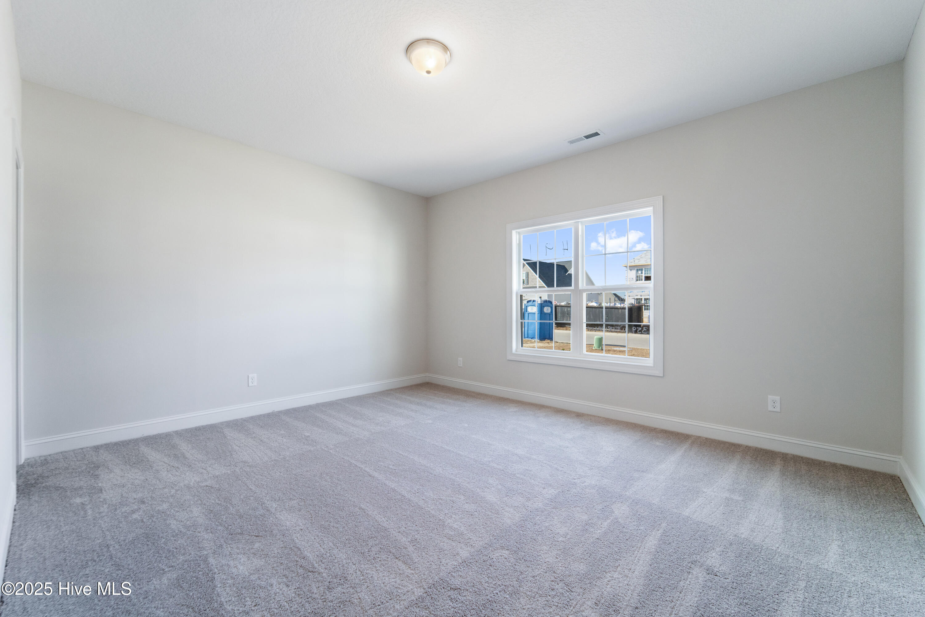 100525564 | Photo 25