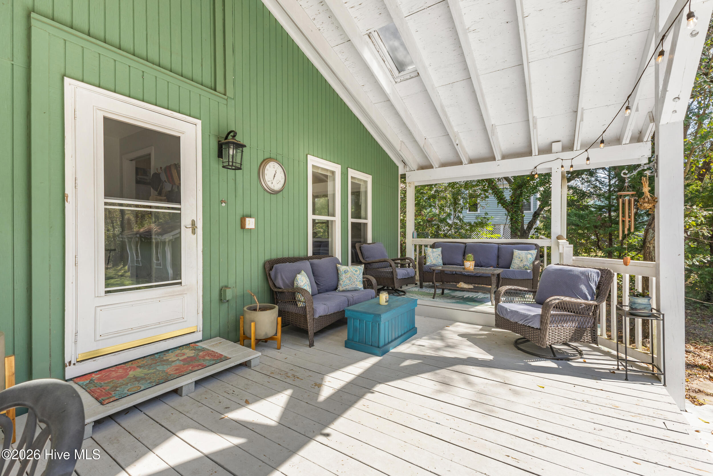 100560648 | Photo 38