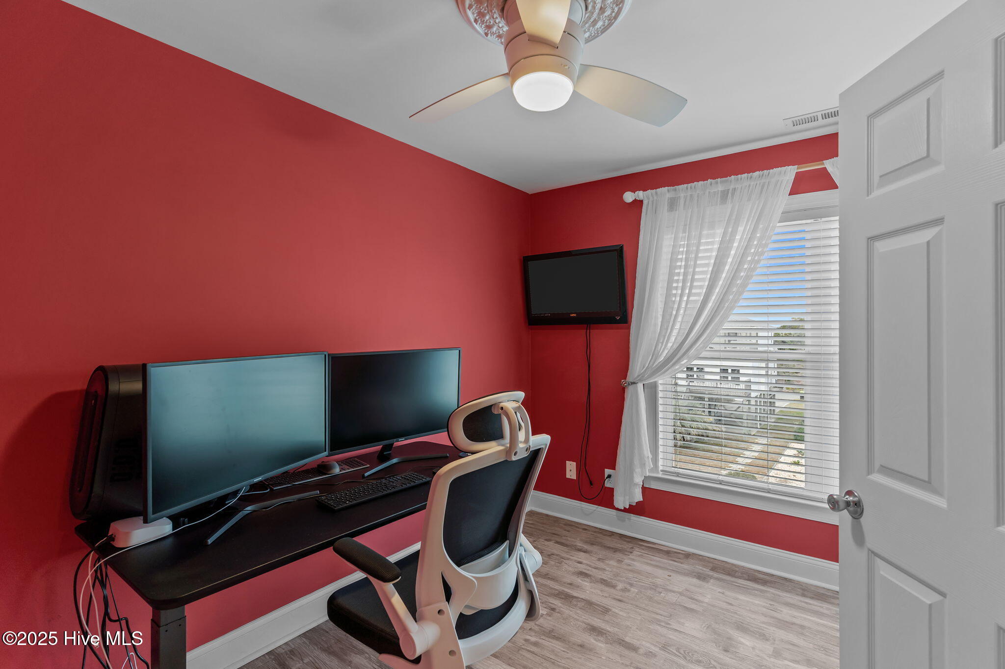 100544258 | Photo 34