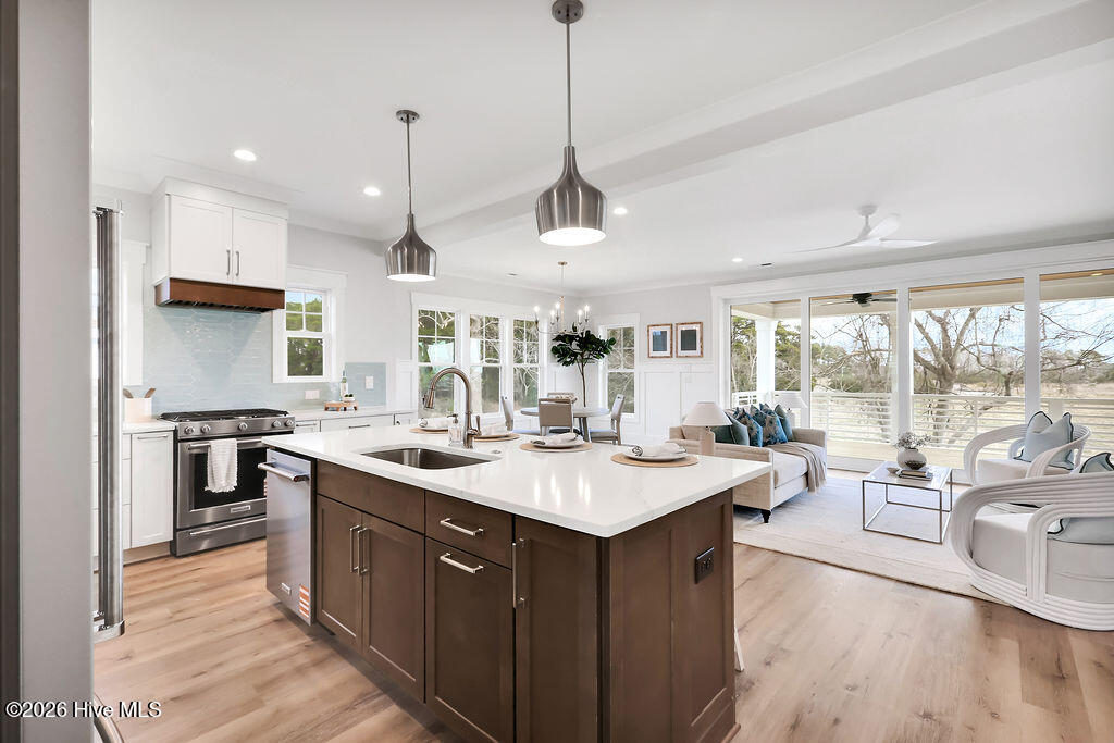 100557096 | Photo 19