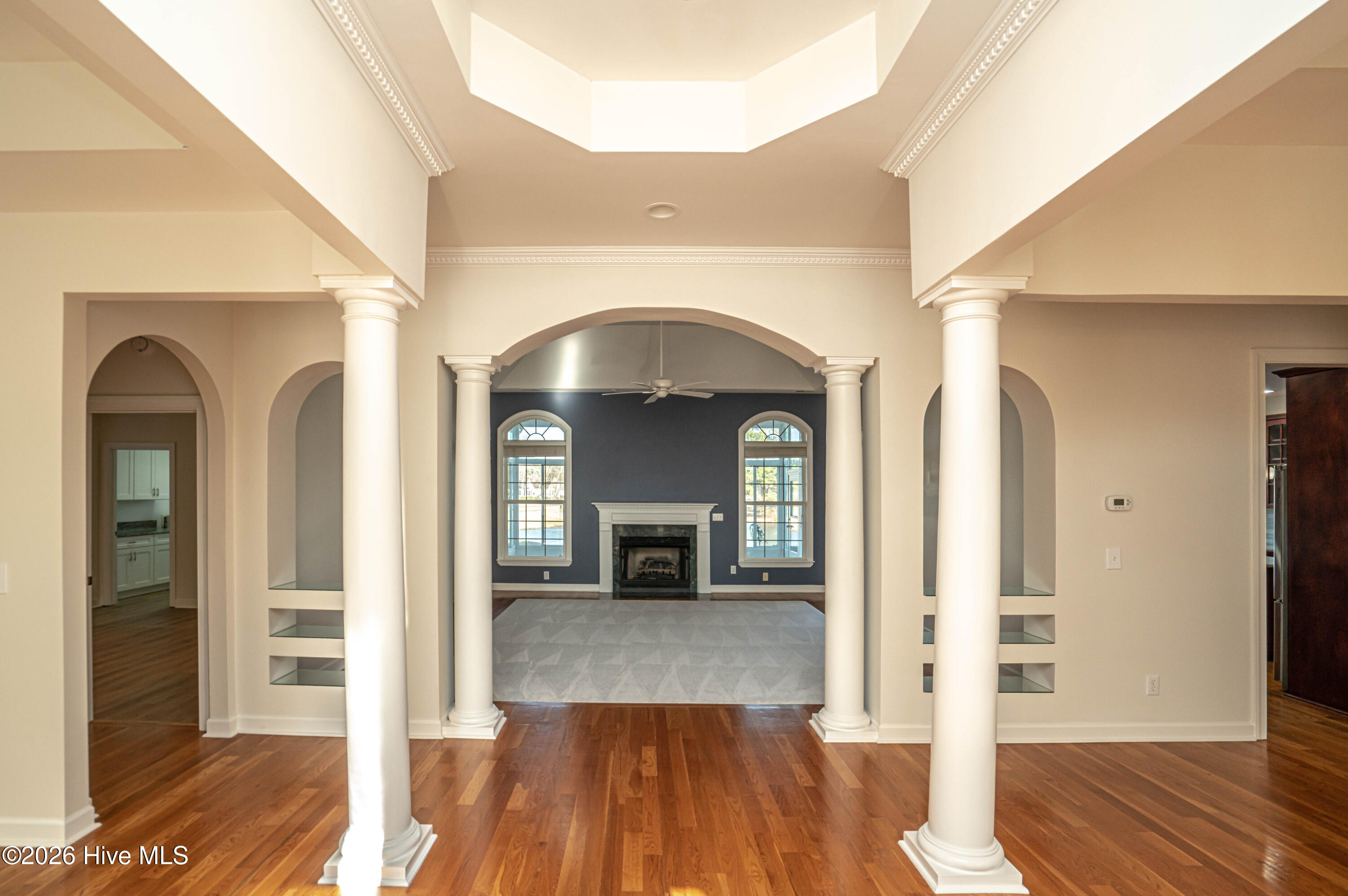 100553430 | Photo 20