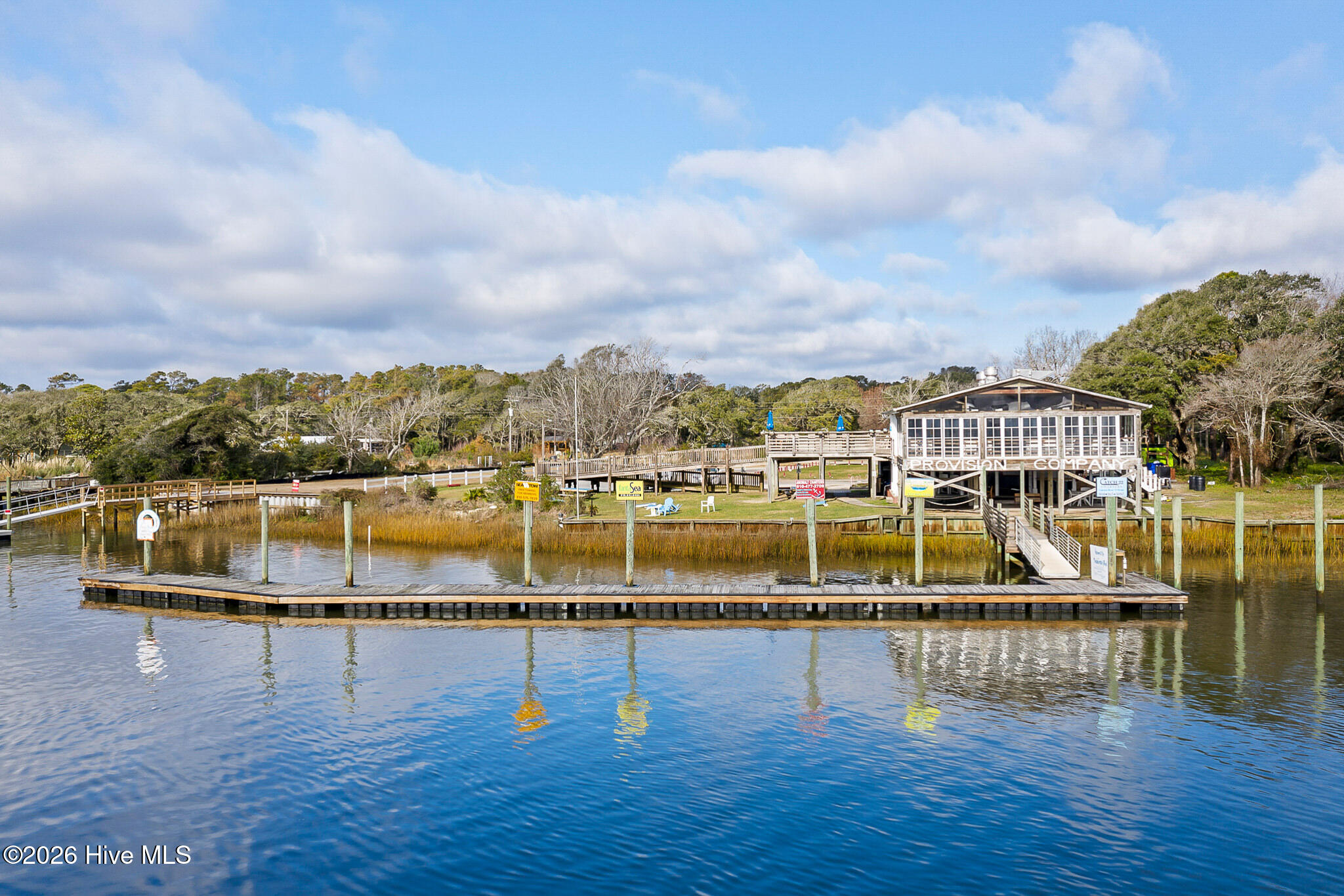 100568151 | Photo 37