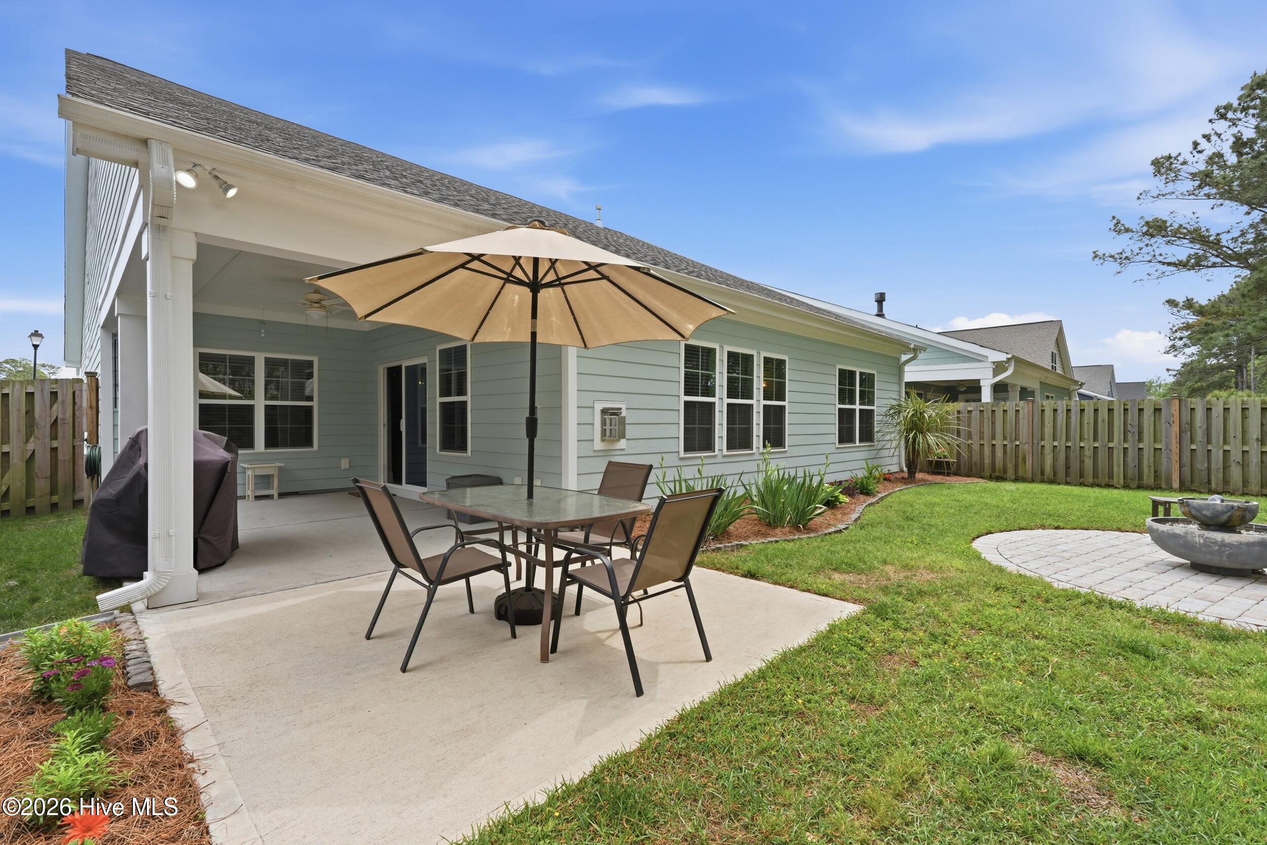 100565779 | Photo 45