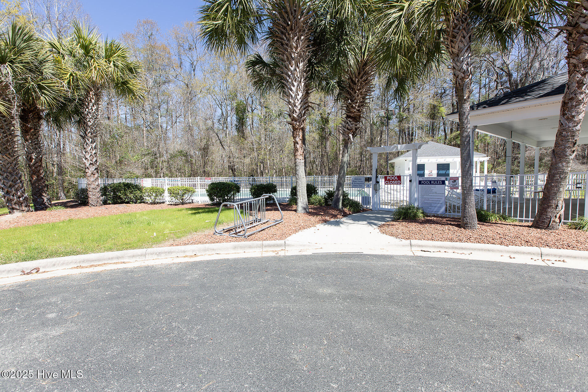 100546860 | Photo 57