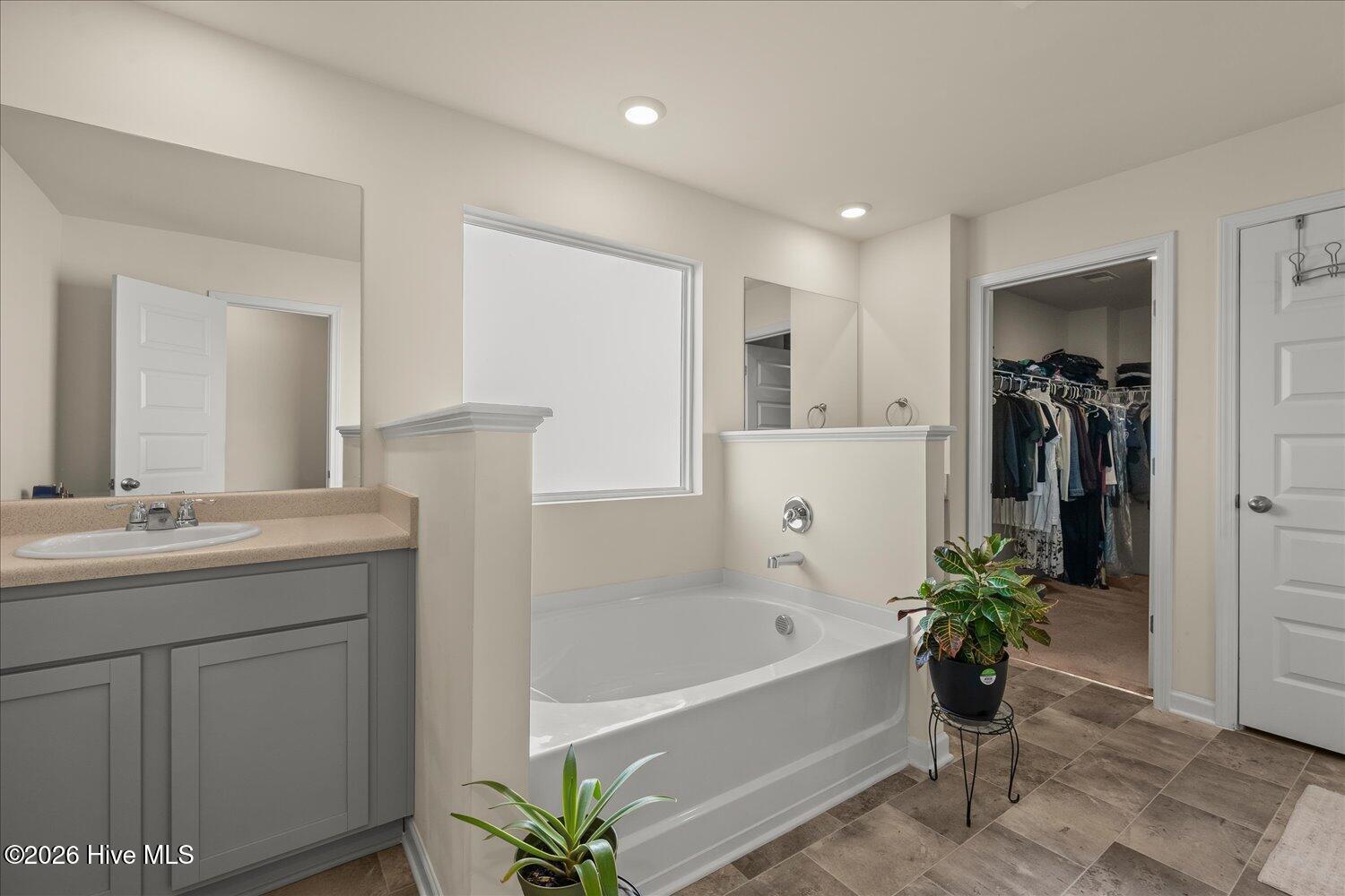 Owner's Suite Bathroom