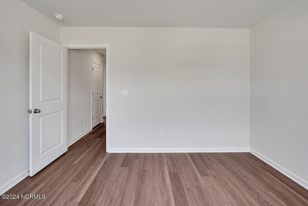 100520567 | Photo 35