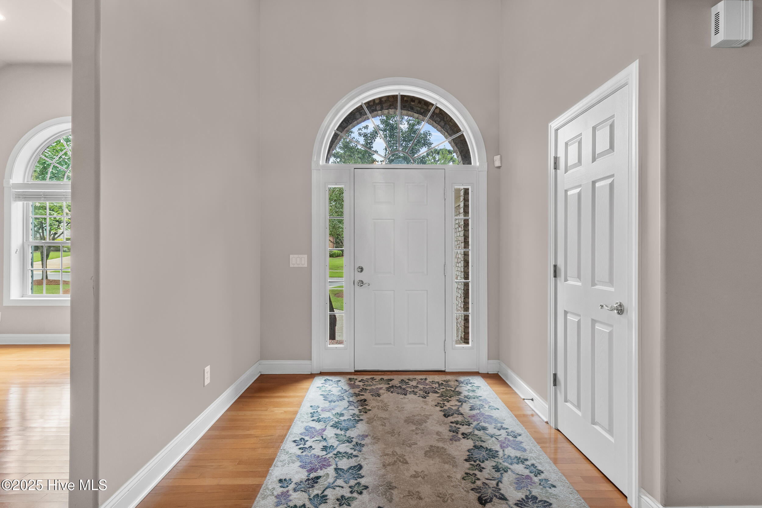 4422 Grey Oaks Court, Wilmington, NC 28412 – photo 3: 46_foyer