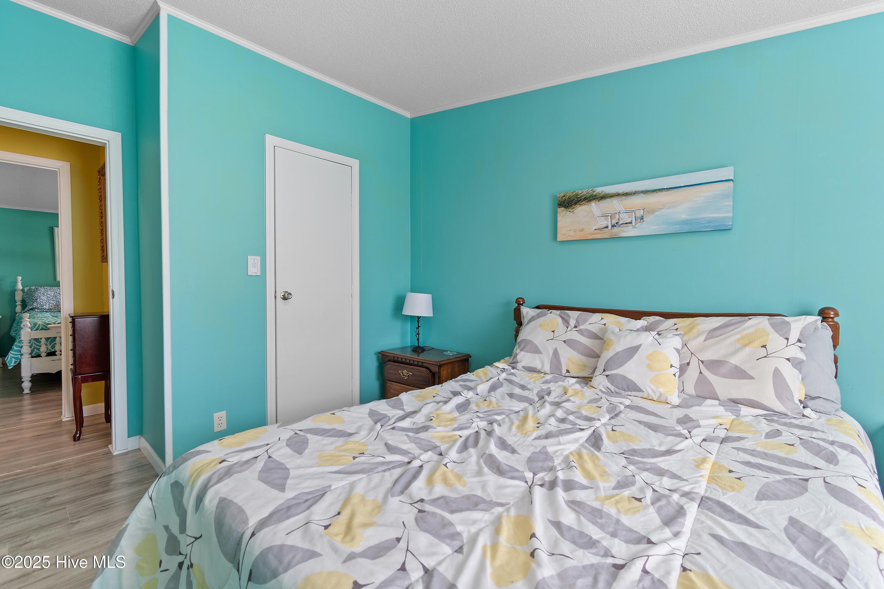 100525388 | Photo 20