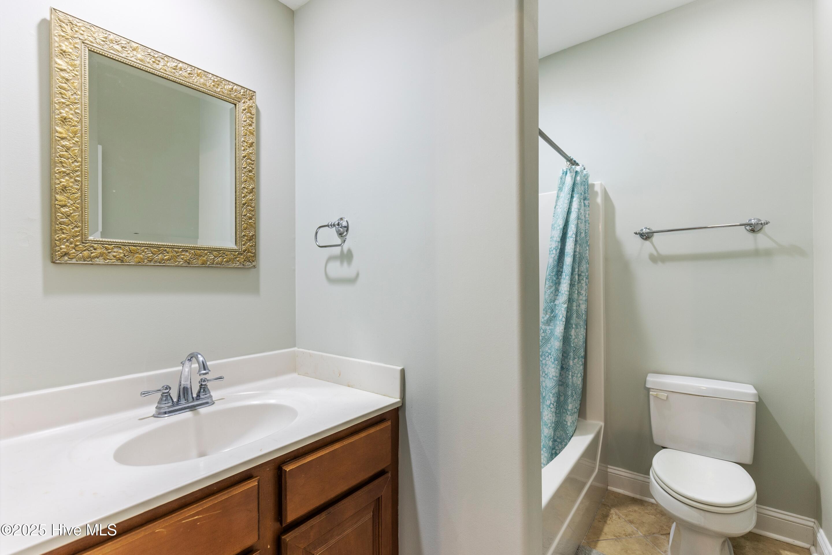 100546411 | Photo 55