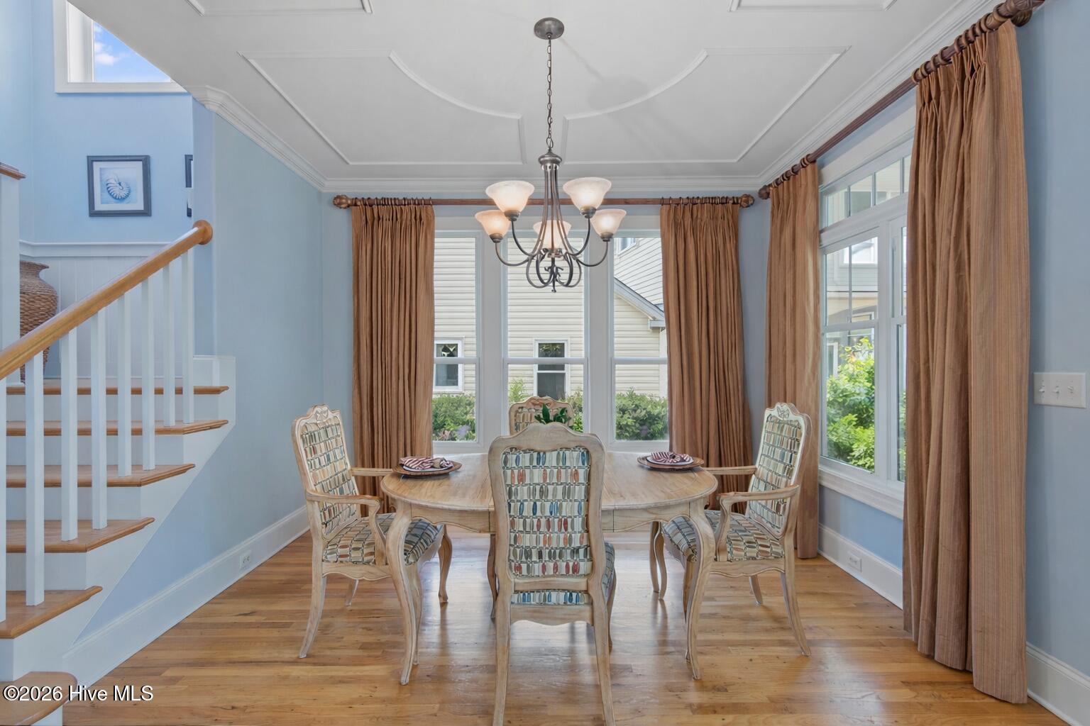 100567309 | Photo 29