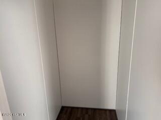 100566011 | Photo 14