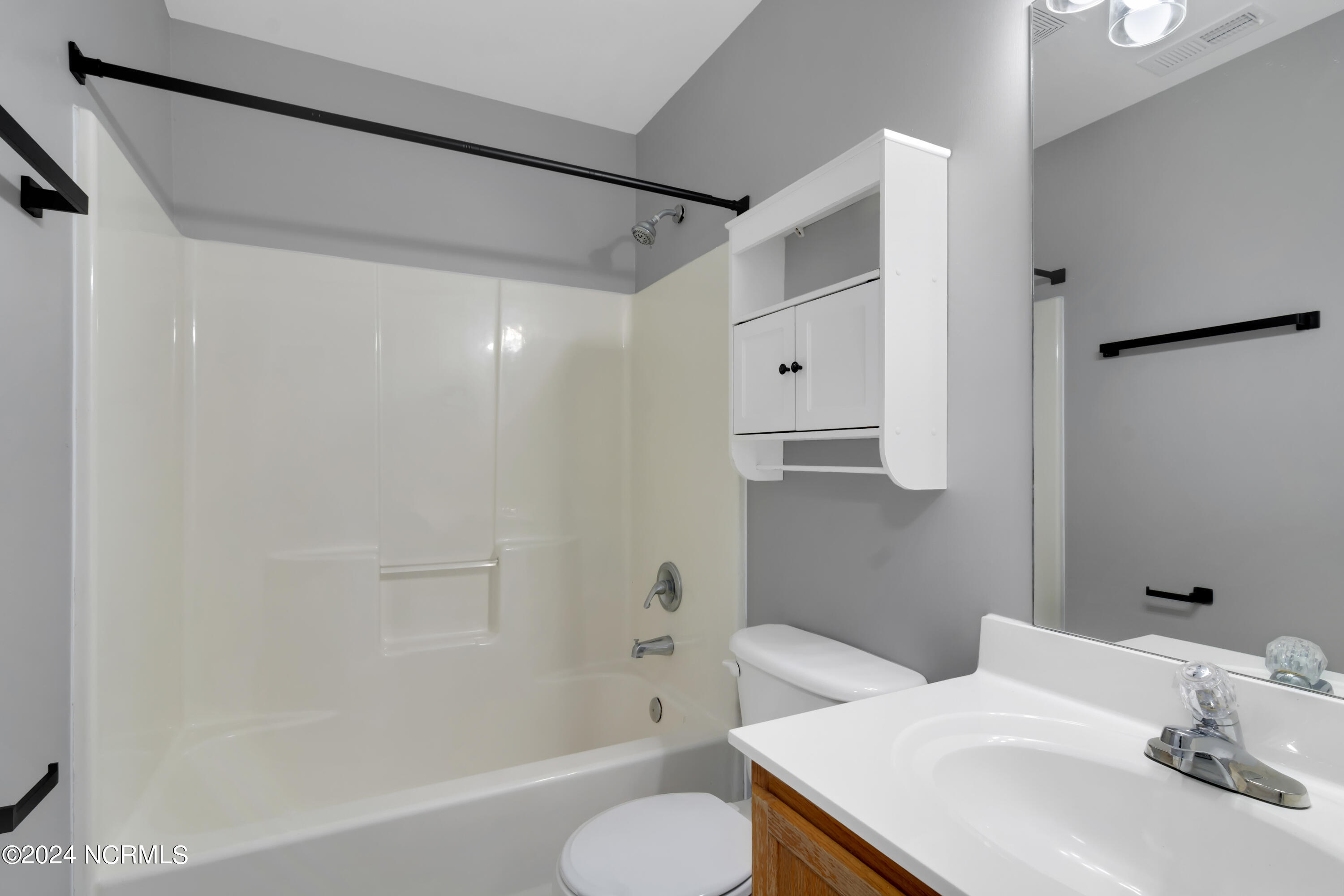 100544101 | Photo 16