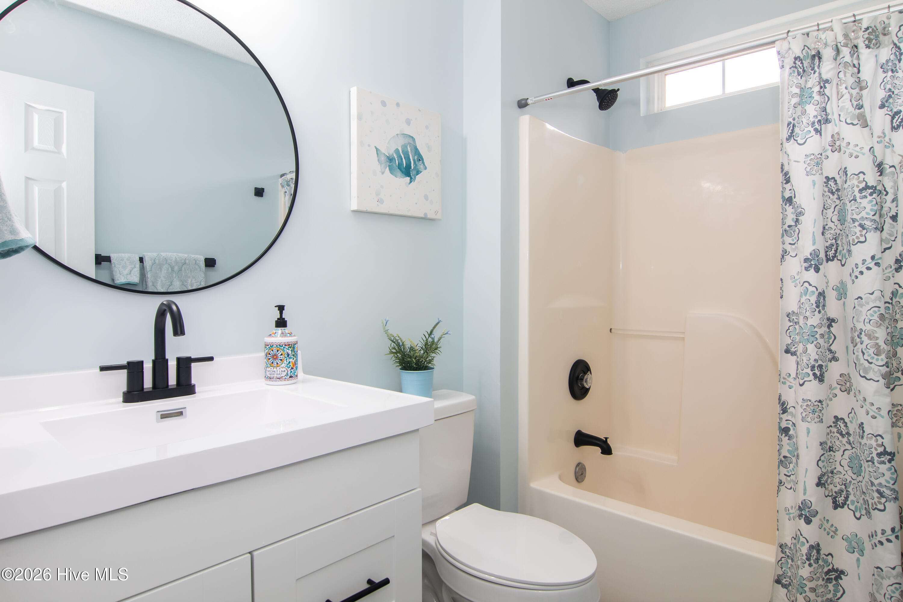 100557960 | Photo 14