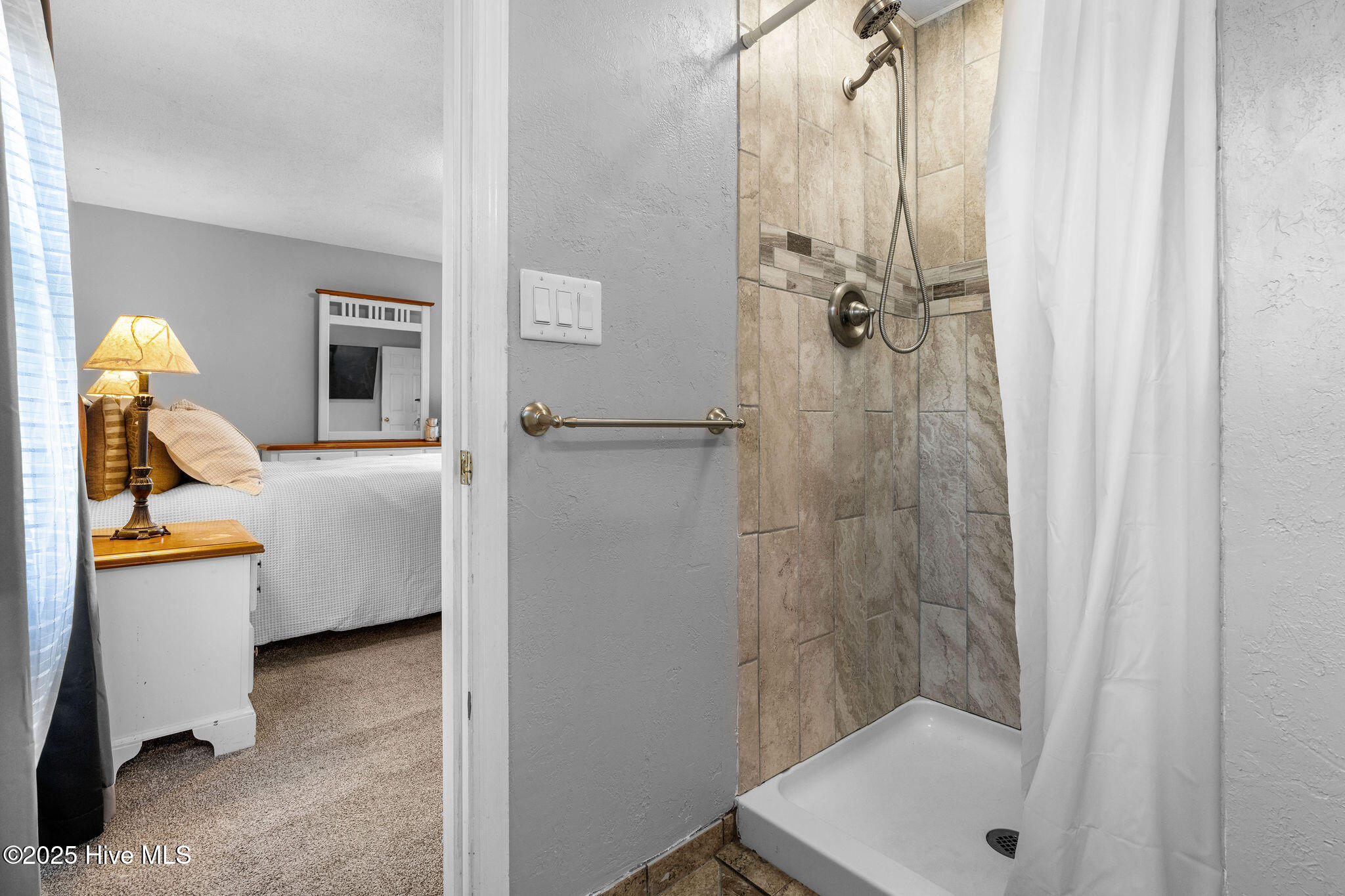 100556030 | Photo 38